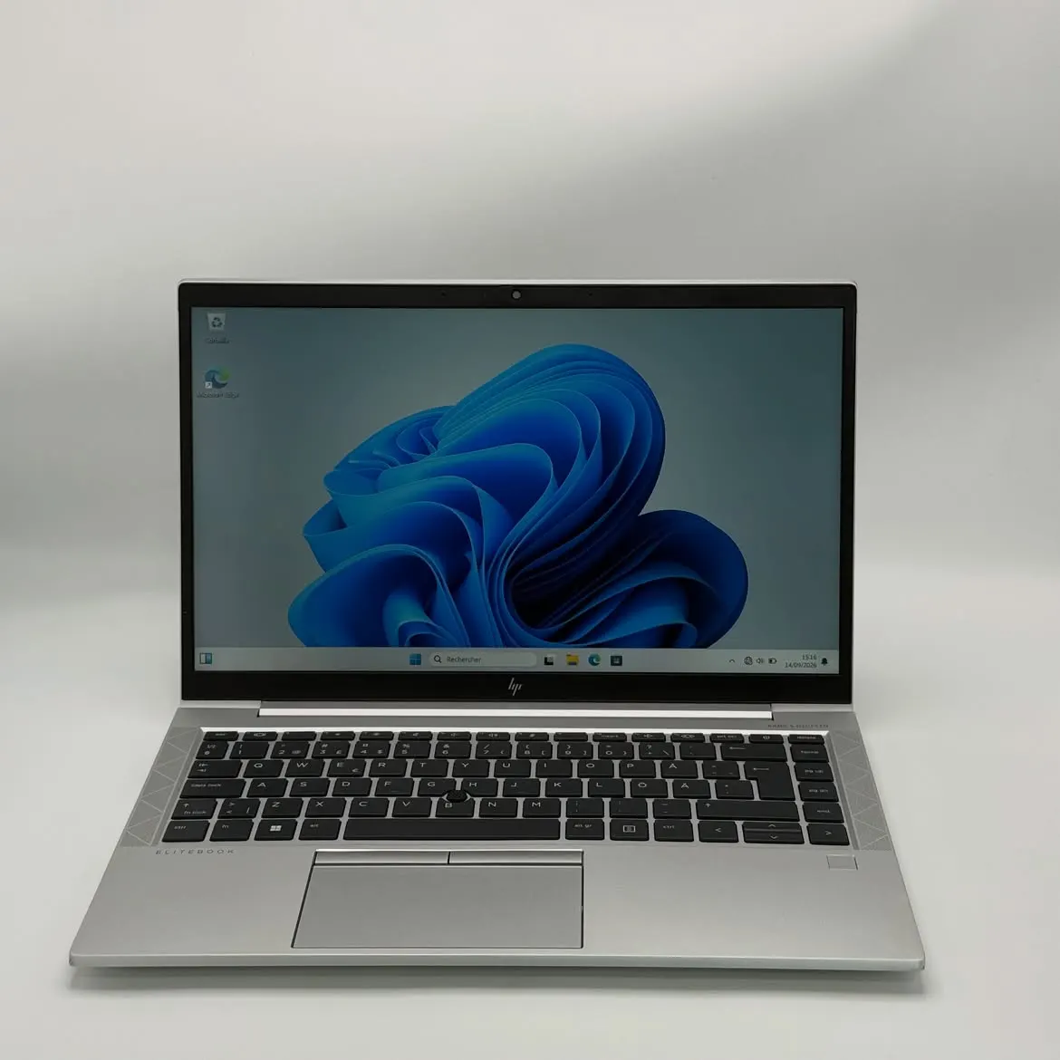 HP EliteBook 845 G8