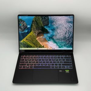 HP OMEN Transcend O14 / ULTRA 9 185H / NVIDIA RTX 4070 8Go / 32Go DDR5 / 1TO SSD / 14” OLED 3k 120H