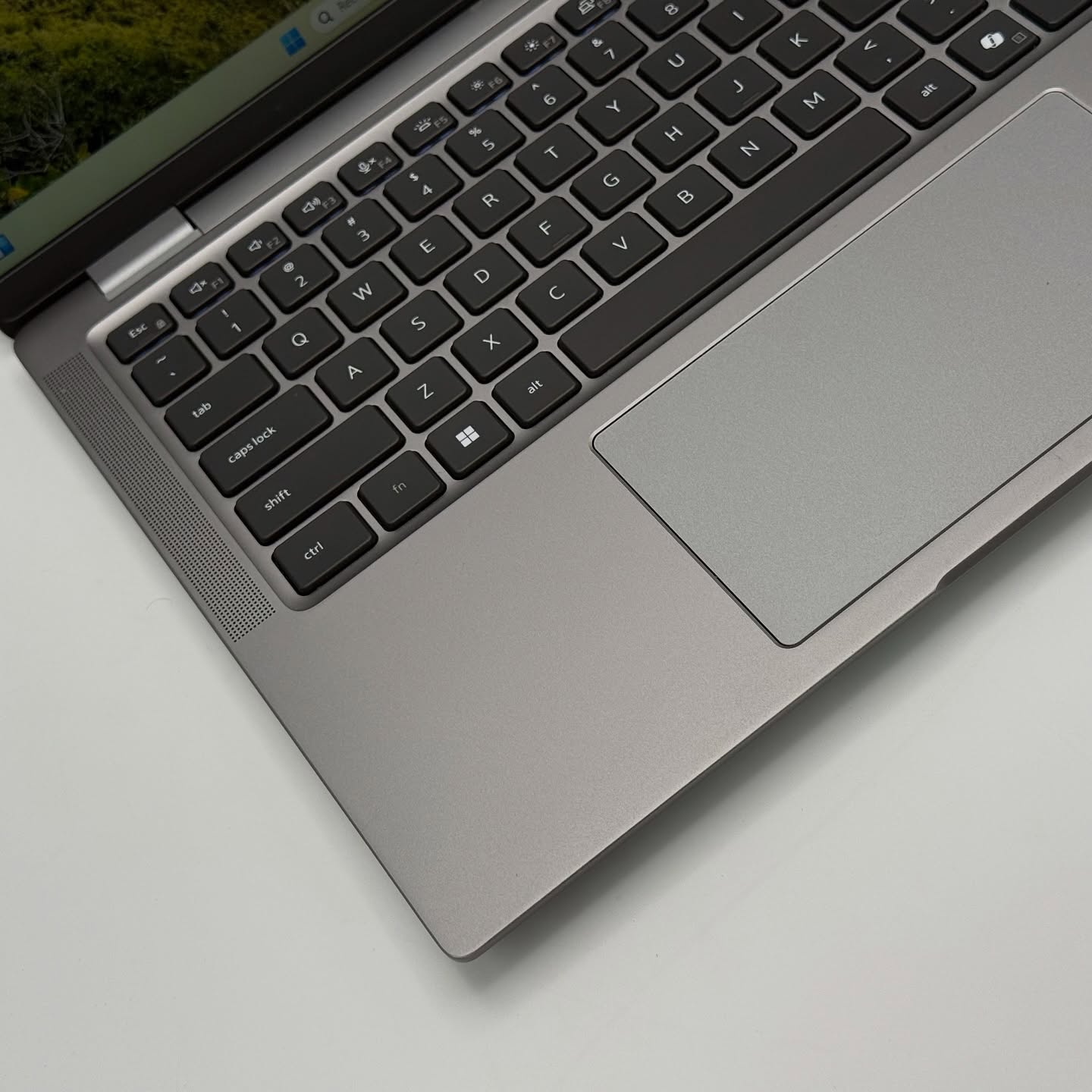 DELL LATITUDE 7450 / ULTRA 7 155U / 16GO DDR5 / 512SSD / 14 » FHD+ – Image 8