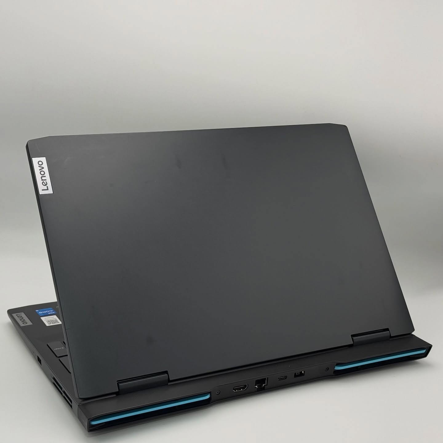 LENOVO IDEAPAD GAMING 3 / 12th I5-12450H / 16Go DDR4 / 512SSD / NVIDIA RTX 3050 4Go / 15.6” FHD – Image 4