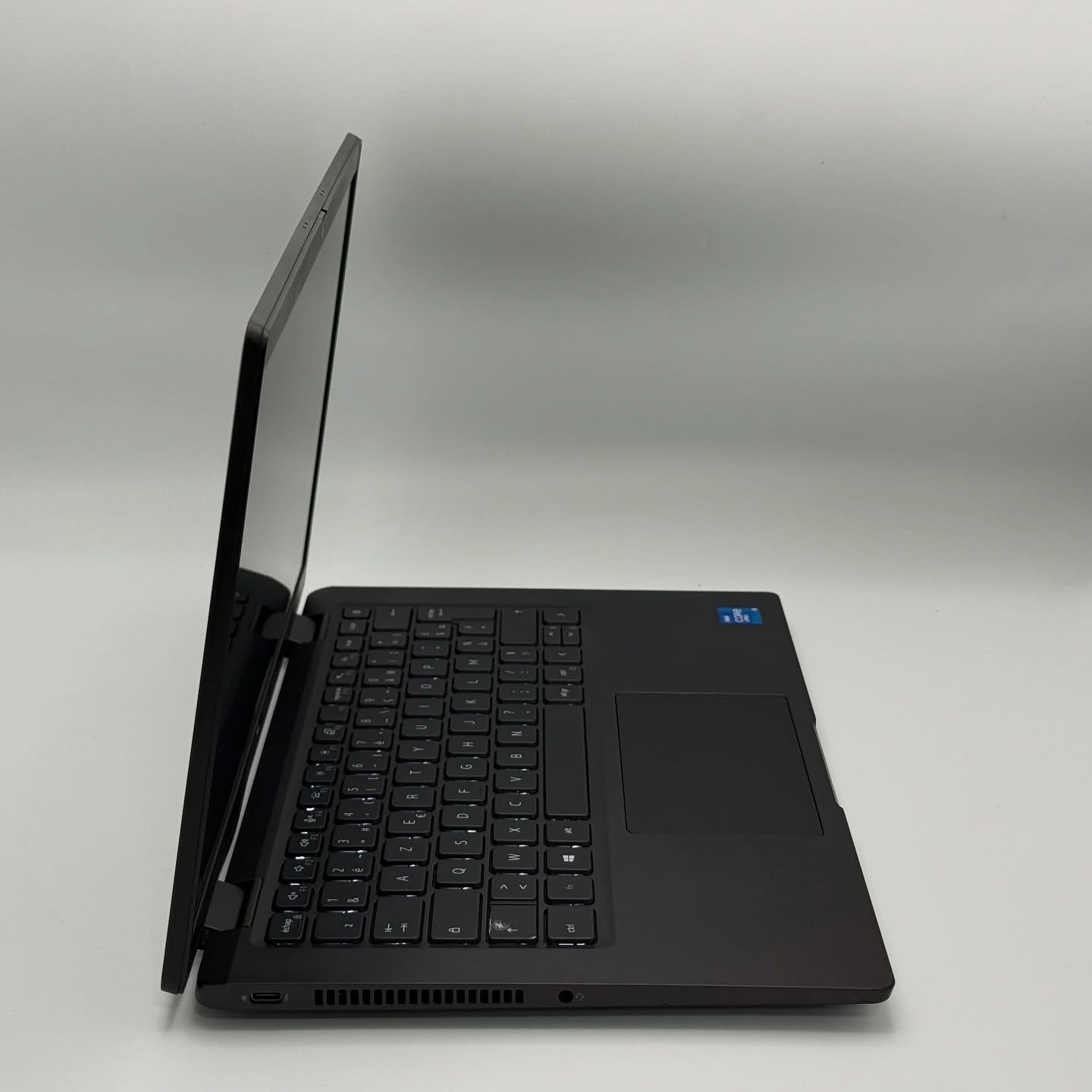 DELL LATITUDE 7420 Carbone / 11th i5-1145G7 / 16Go DDR4x / 256SSD / 14” FHD – Image 7