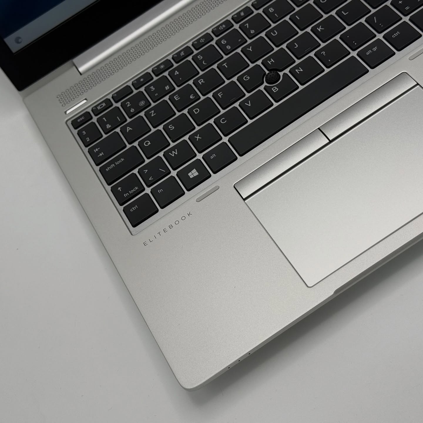 HP ELITEBOOK 755 G5 / AMD RYZEN 3 Pro 2300U / 16Go DDR4 / AMD VEGA / 15.6” FHD – Image 7