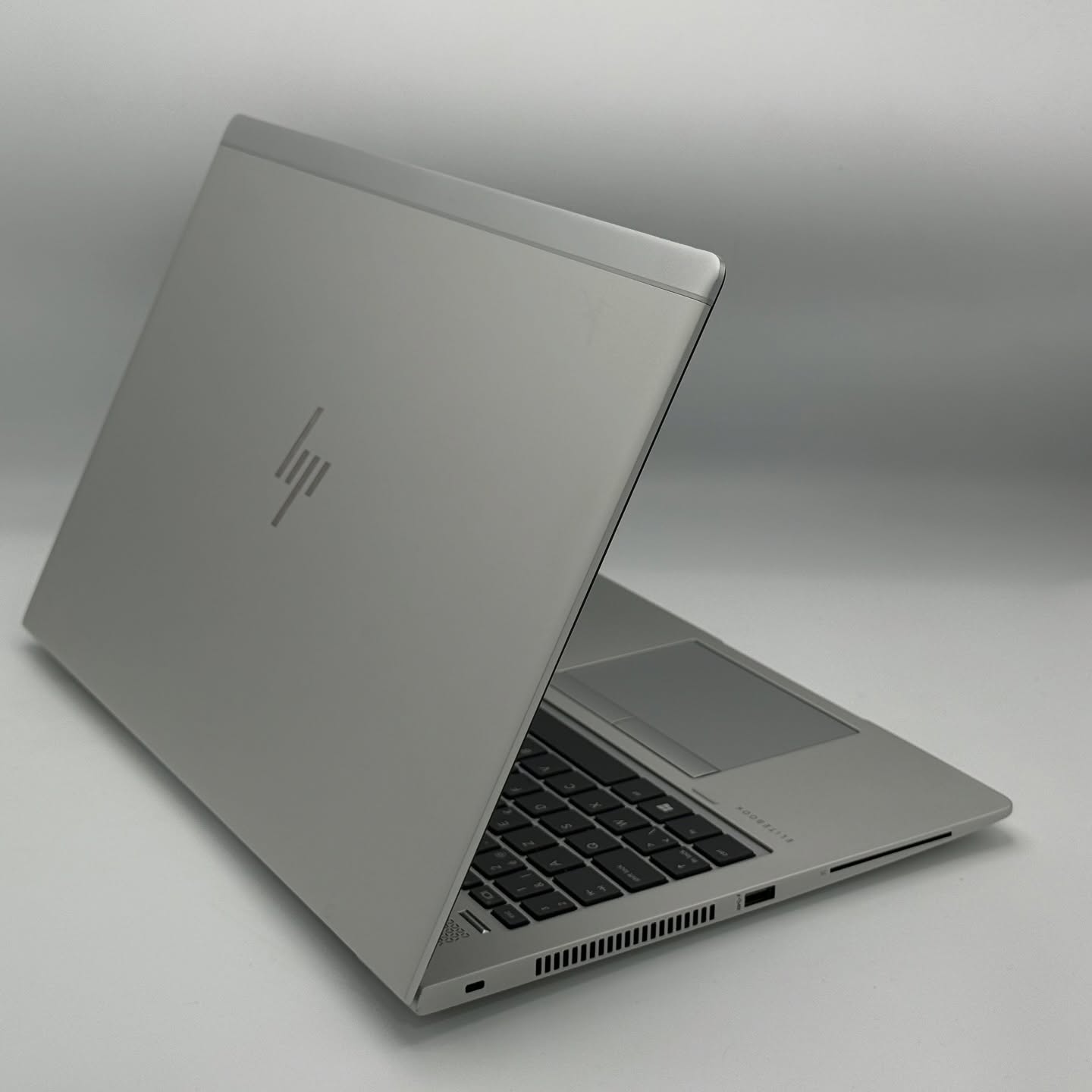 HP ELITEBOOK 755 G5 / AMD RYZEN 3 Pro 2300U / 16Go DDR4 / AMD VEGA / 15.6” FHD – Image 6