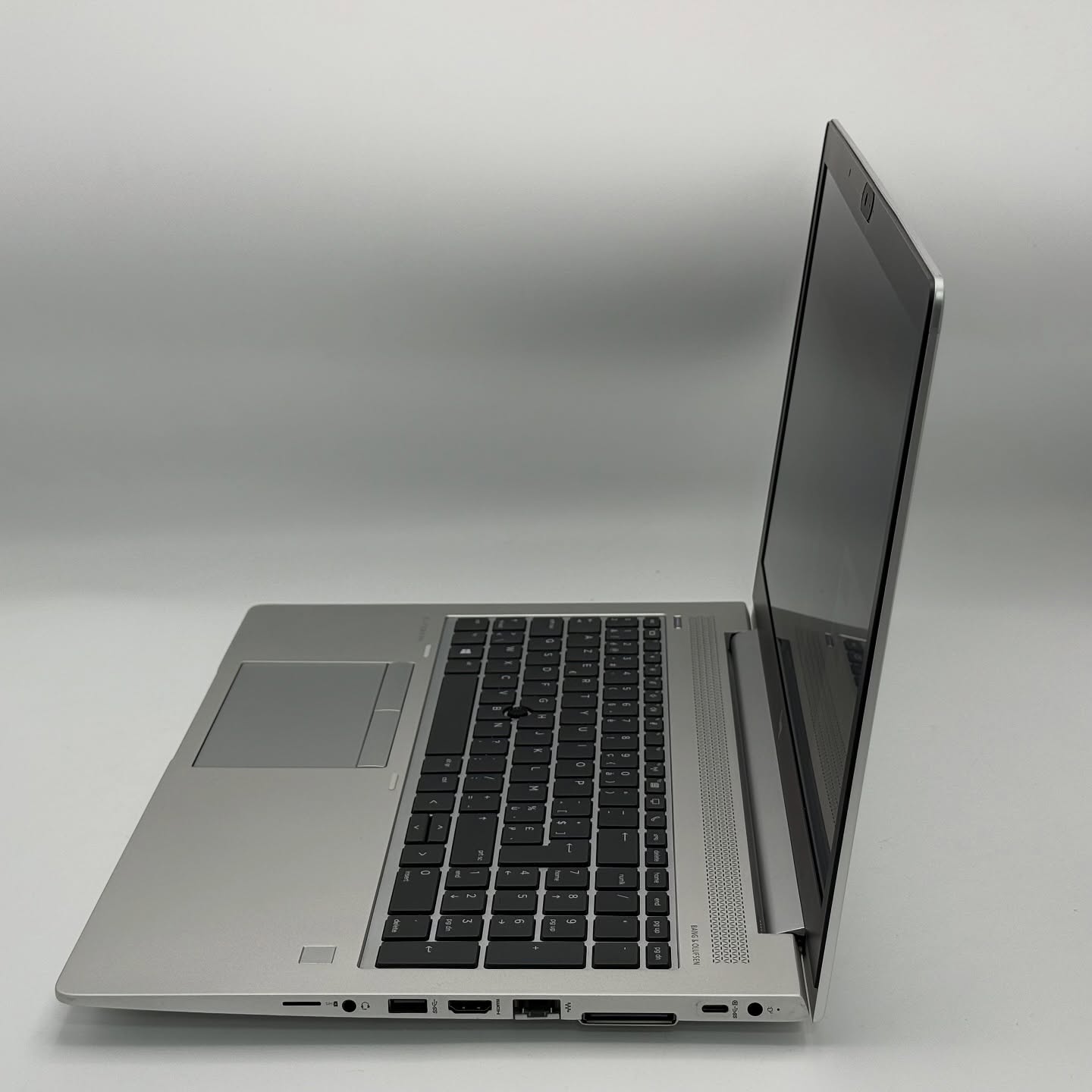 HP ELITEBOOK 755 G5 / AMD RYZEN 3 Pro 2300U / 16Go DDR4 / AMD VEGA / 15.6” FHD – Image 3