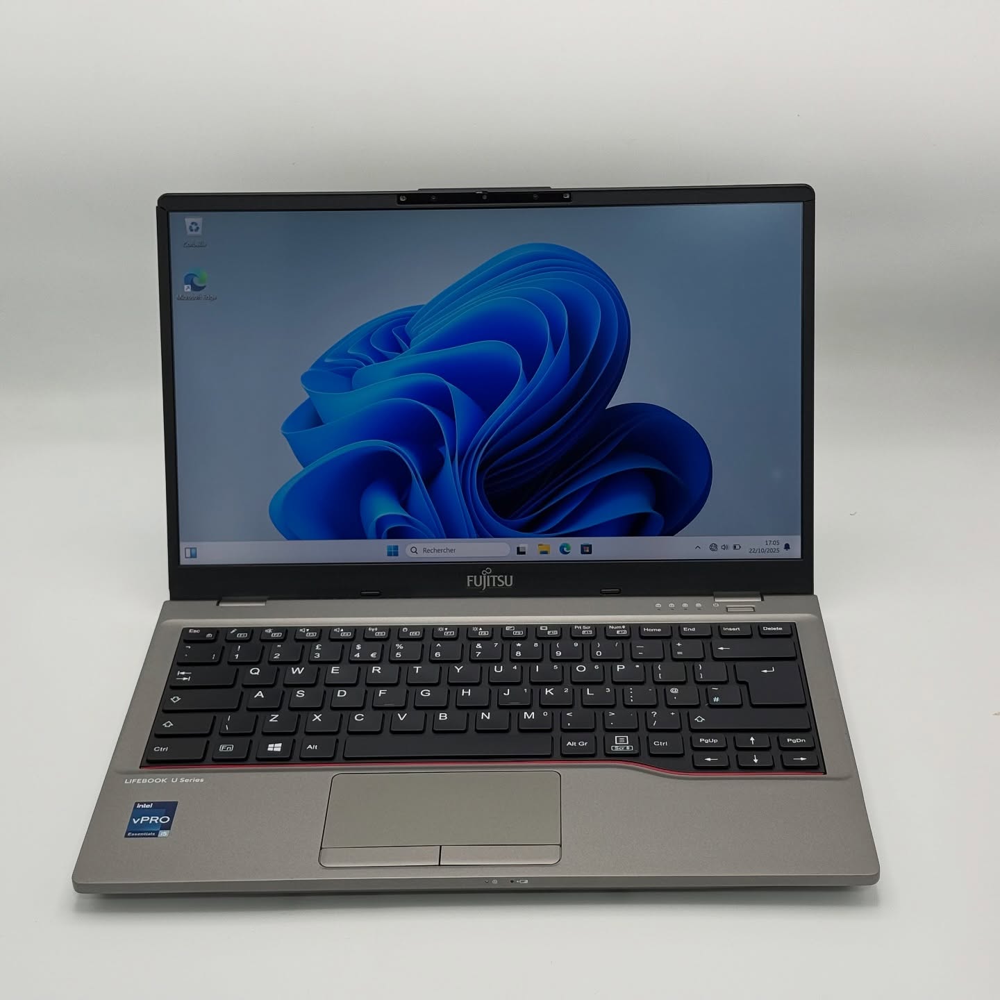 FUJITSU LifeBook 14 ( Produit d’Allemagne 🇩🇪) / 12th I5-1235U / 16Go DDR4 / 256SSD / 14” FHD
