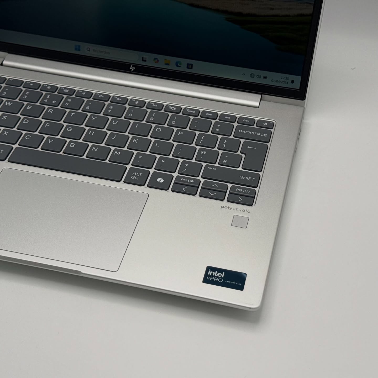 HP ELITEBOOK 640 G11 / ULTRA 5 135U / 16Go DDR5 / 512SSD / 14” FHD+ – Image 9