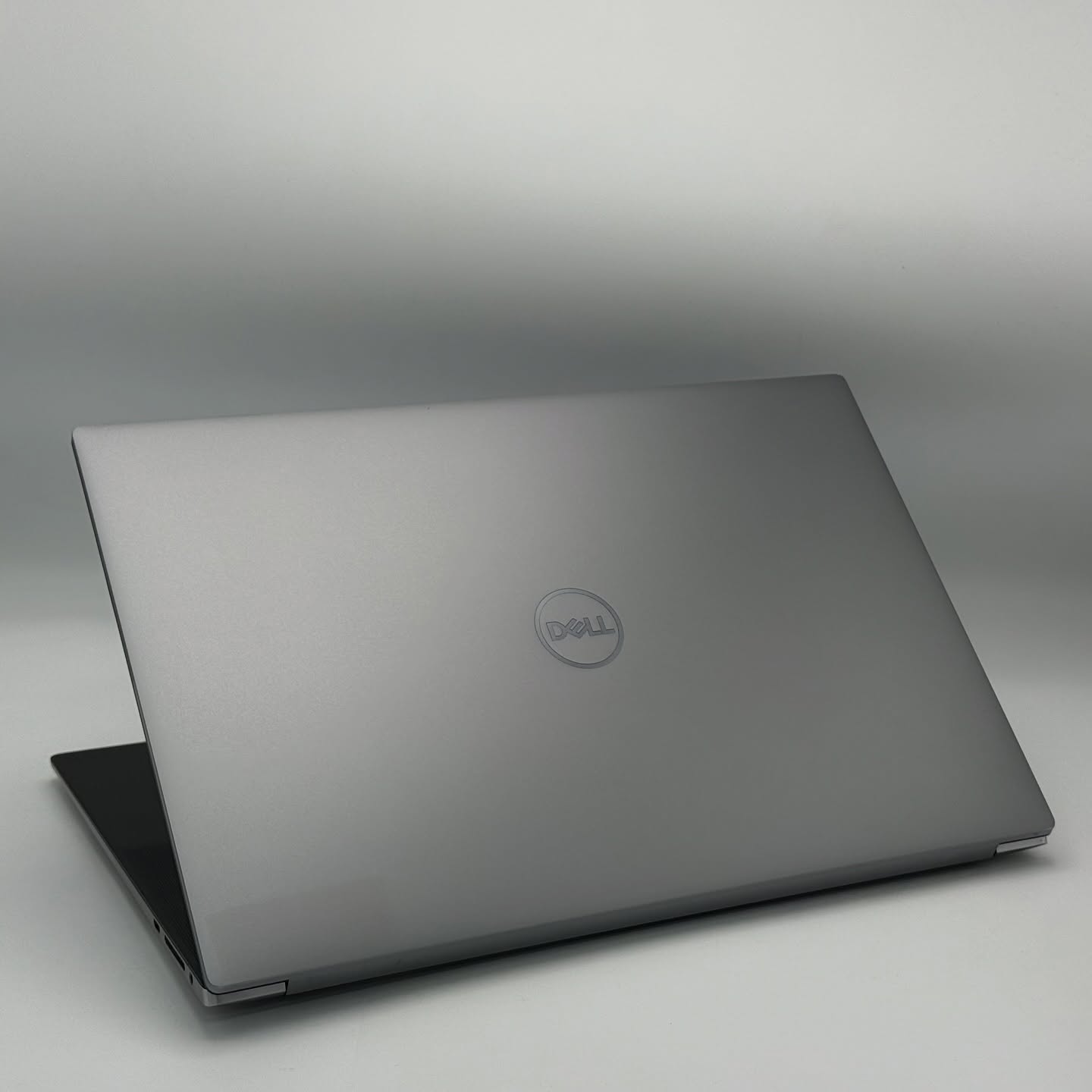 DELL PRECISION 5560 Tactile / 11th I7-11850H / 32Go DDR4 / 1To SSD / NVIDIA T1200 4Go / 15.6” 4K Tactile – Image 4