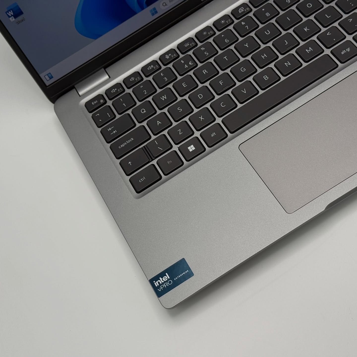 DELL LATITUDE 5450 / ULTRA 7 165U Vpro / 32Go DDR5 / 512SSD / 14” FHD – Image 8