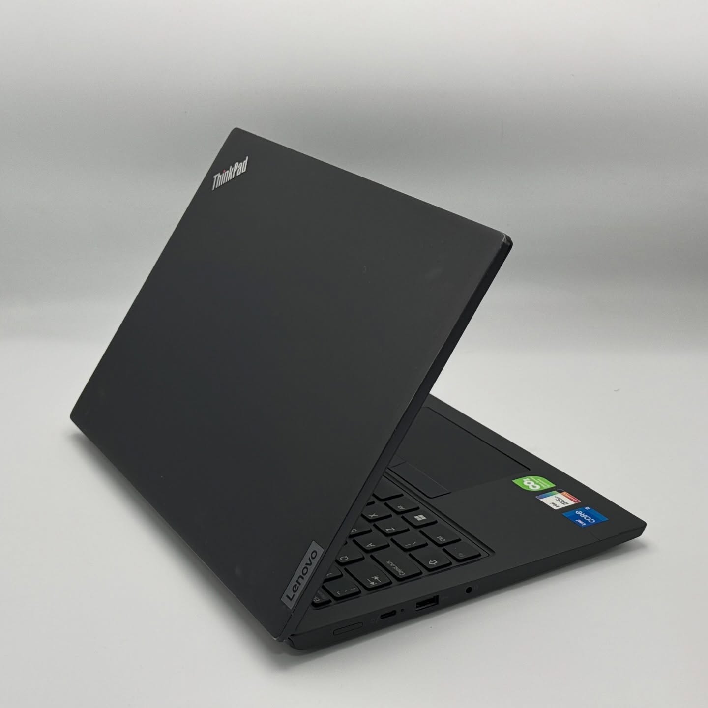 LENOVO THINKPAD L13 / 13th I5-1335U / 16Go DDR5 / 256Go / 13.3” FHD+ – Image 6