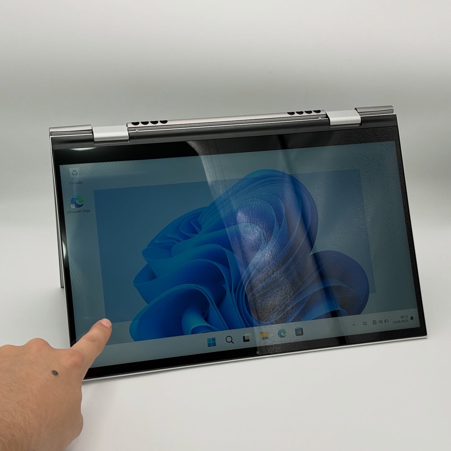 DELL INSPIRON 14 Convertible / 11th I7-1195G7 / NVIDIA MX 350 / 16Go DDR4 / 512SSD / 14” Tactile FHD – Image 2