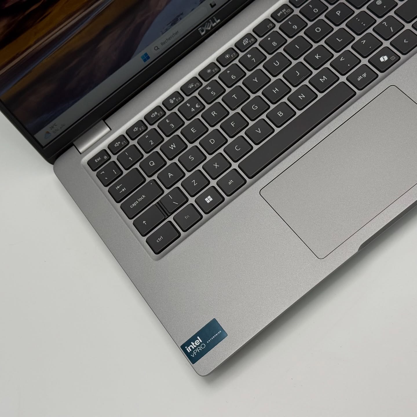 DELL LATITUDE 5450 Tactile / ULTRA 7 165U Vpro / 32Go DDR5 / 512SSD / 14” FHD – Image 8