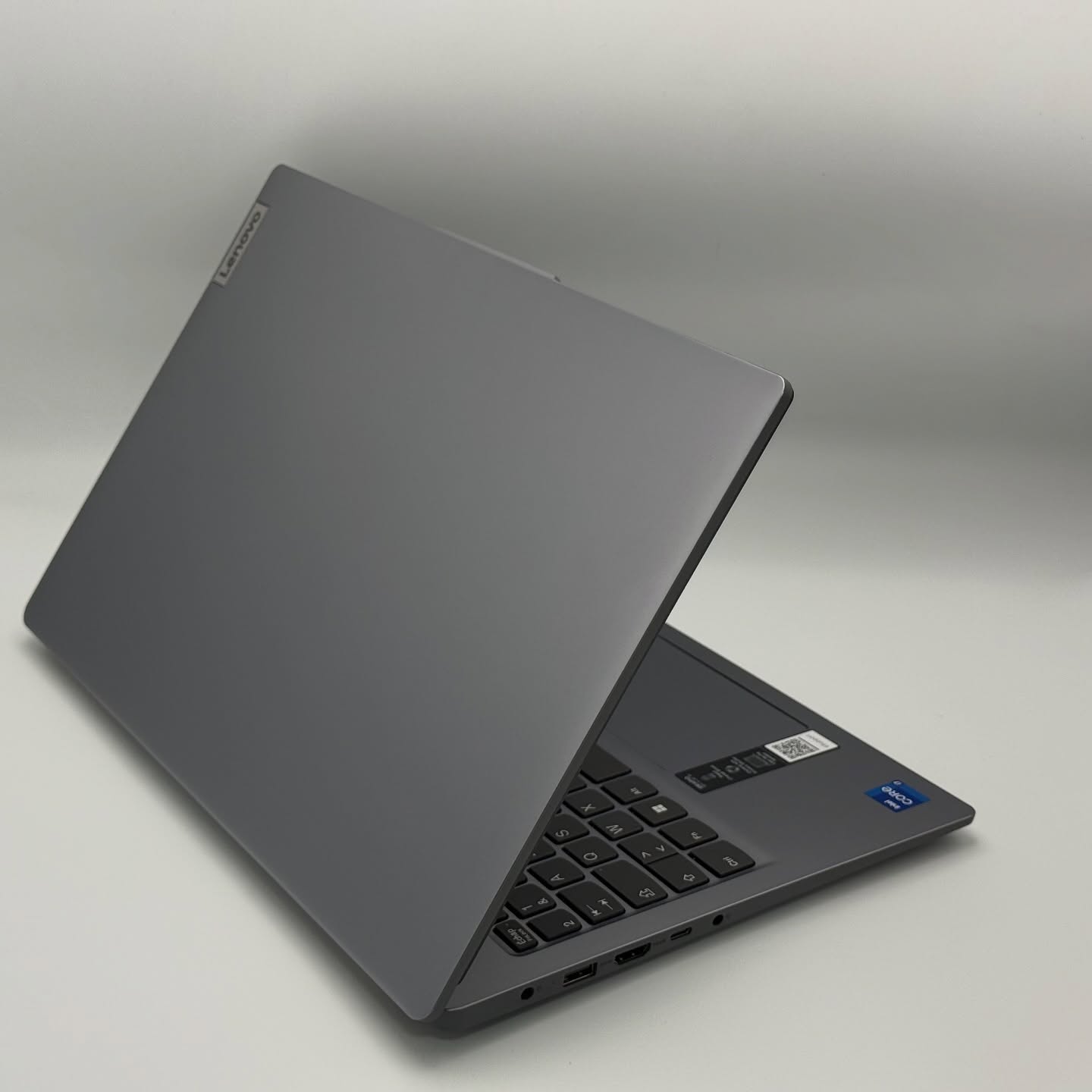 LENOVO IDEAPAD SLIM 3 / 13th I7-13620H / 16GO DDR5 / 512SSD / 15.6” FHD – Image 6