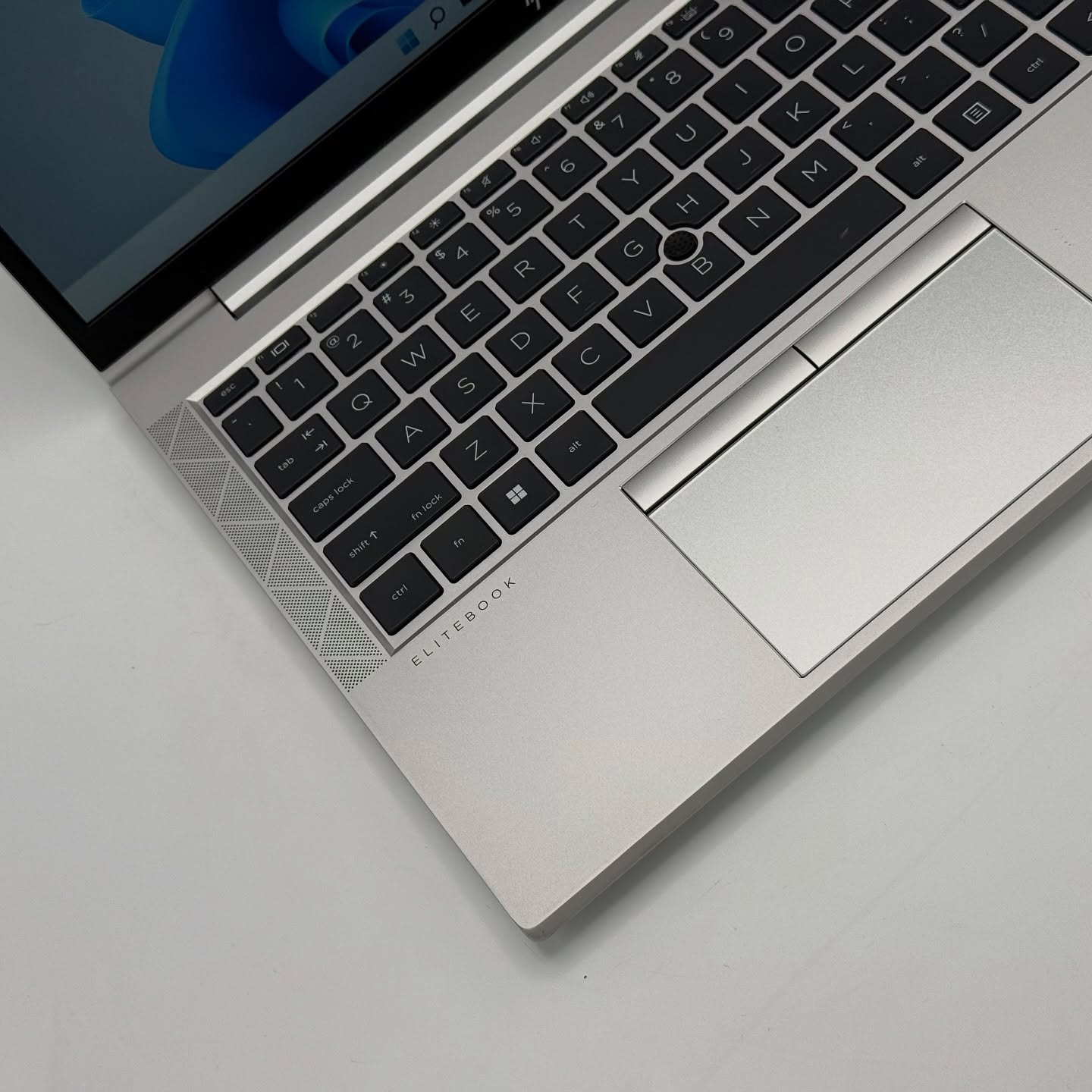 HP ELITEBOOK 845 G8 / RYZEN 5 PRO 5650U / 16GO DDR4 / 512Go SSD / 14 » FHD – Image 7