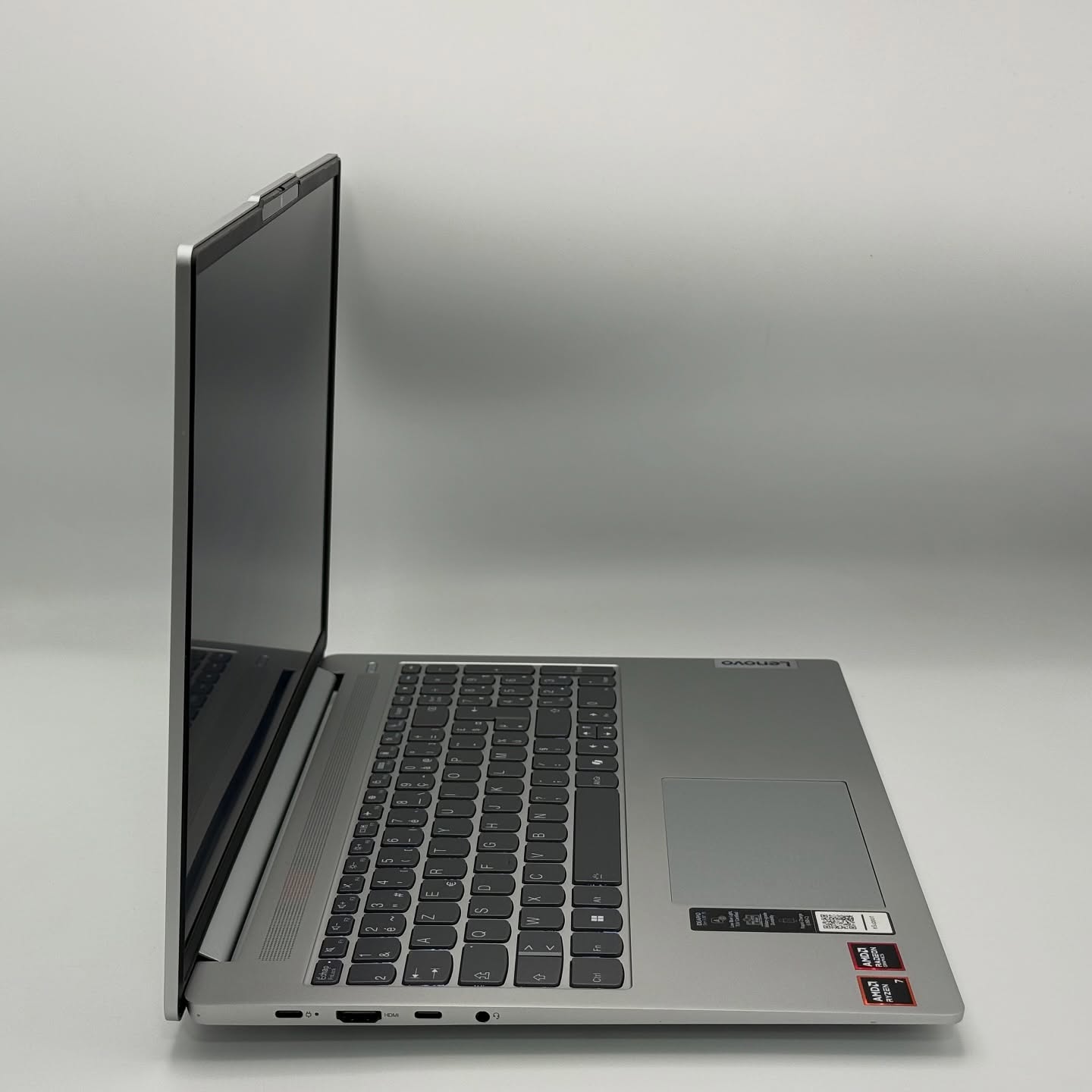 LENOVO IDEAPAD SLIM 5 / RYZEN 7 8840Hs / AMD RADEON 780M UP TO 8Go / 32Go DDR5 / 1To SSD / 16” FHD+ – Image 7