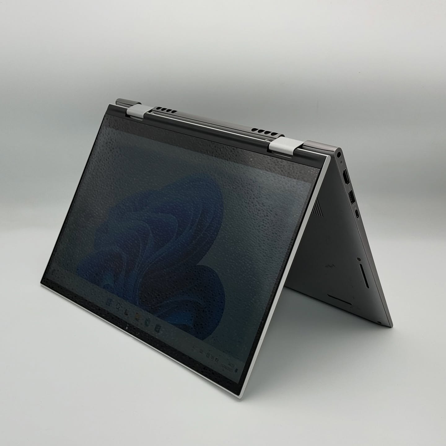 DELL INSPIRON 14 Convertible / 11th I7-1195G7 / NVIDIA MX 350 / 16Go DDR4 / 512SSD / 14” Tactile FHD – Image 2