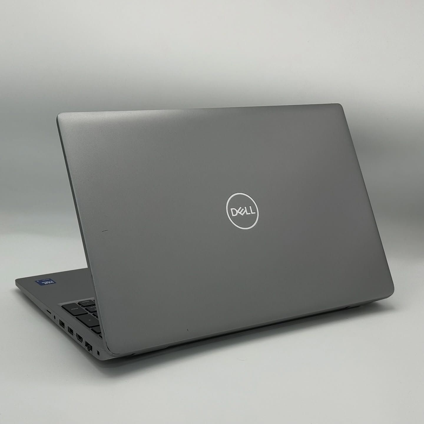 DELL LATITUDE 5550 / ULTRA 5 135U / 16Go DDR5 / 256SSD / 15.6” FHD – Image 4