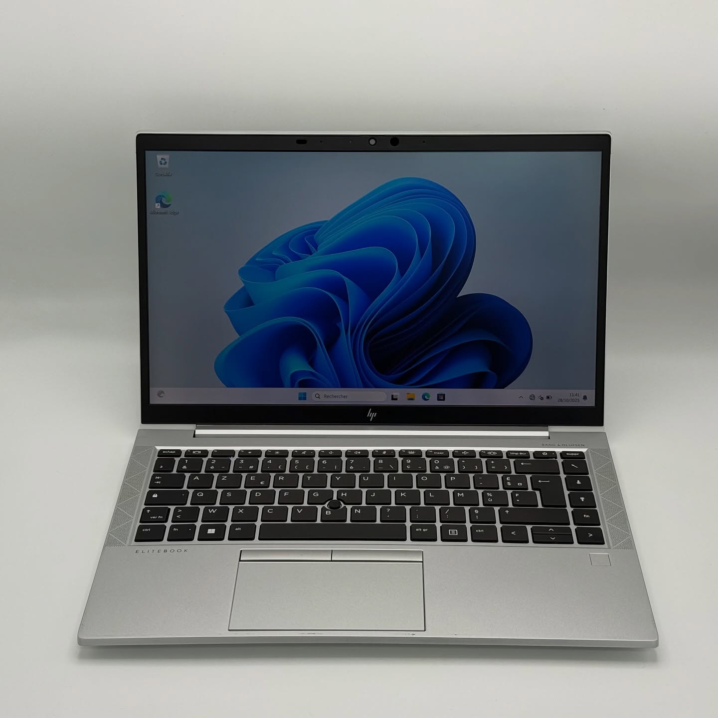 HP ELITEBOOK 840 G8 / 11th i5-1145G7 / 8GO DDR4 / 256SSD / 14 » FHD