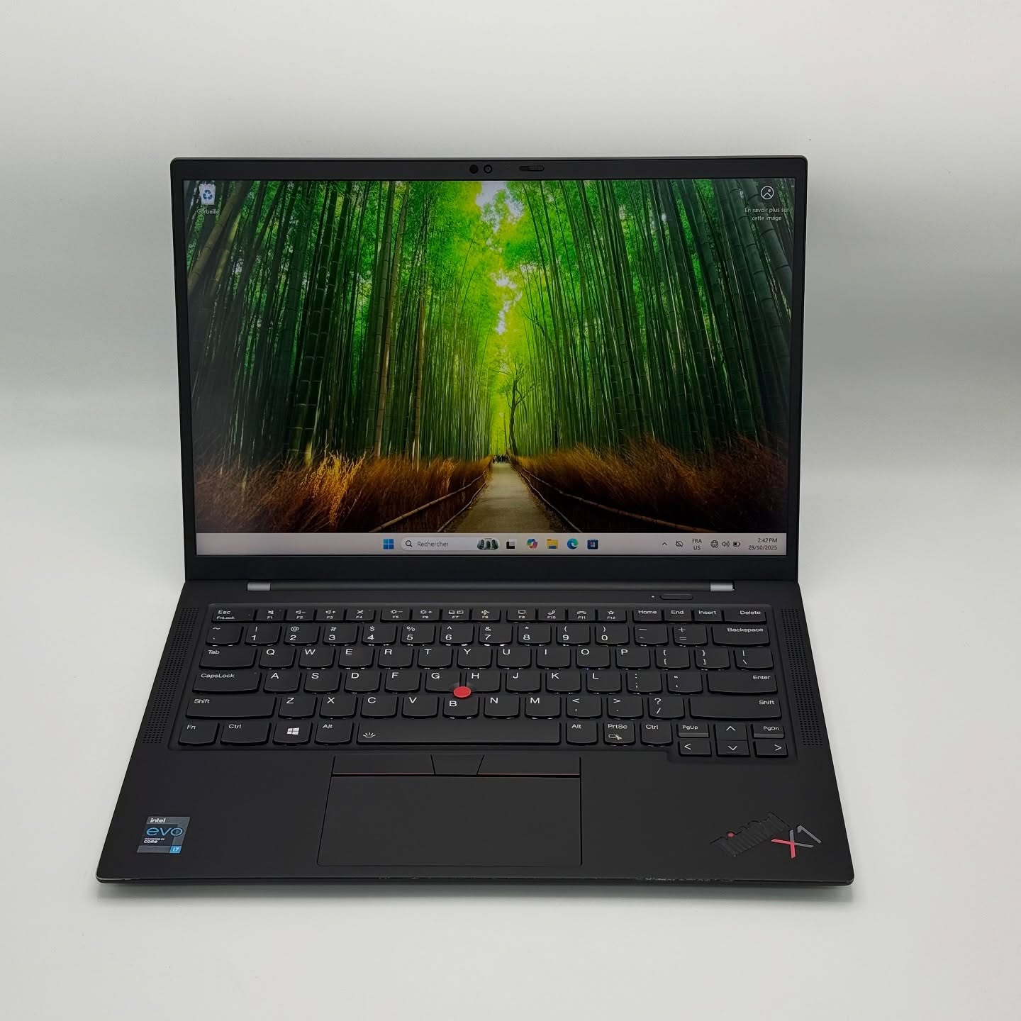 LENOVO THINKPAD X1 Carbon Gen 9 / I7-1165G7 / 16Go DDR4x / 1To SSD / 14” FHD+