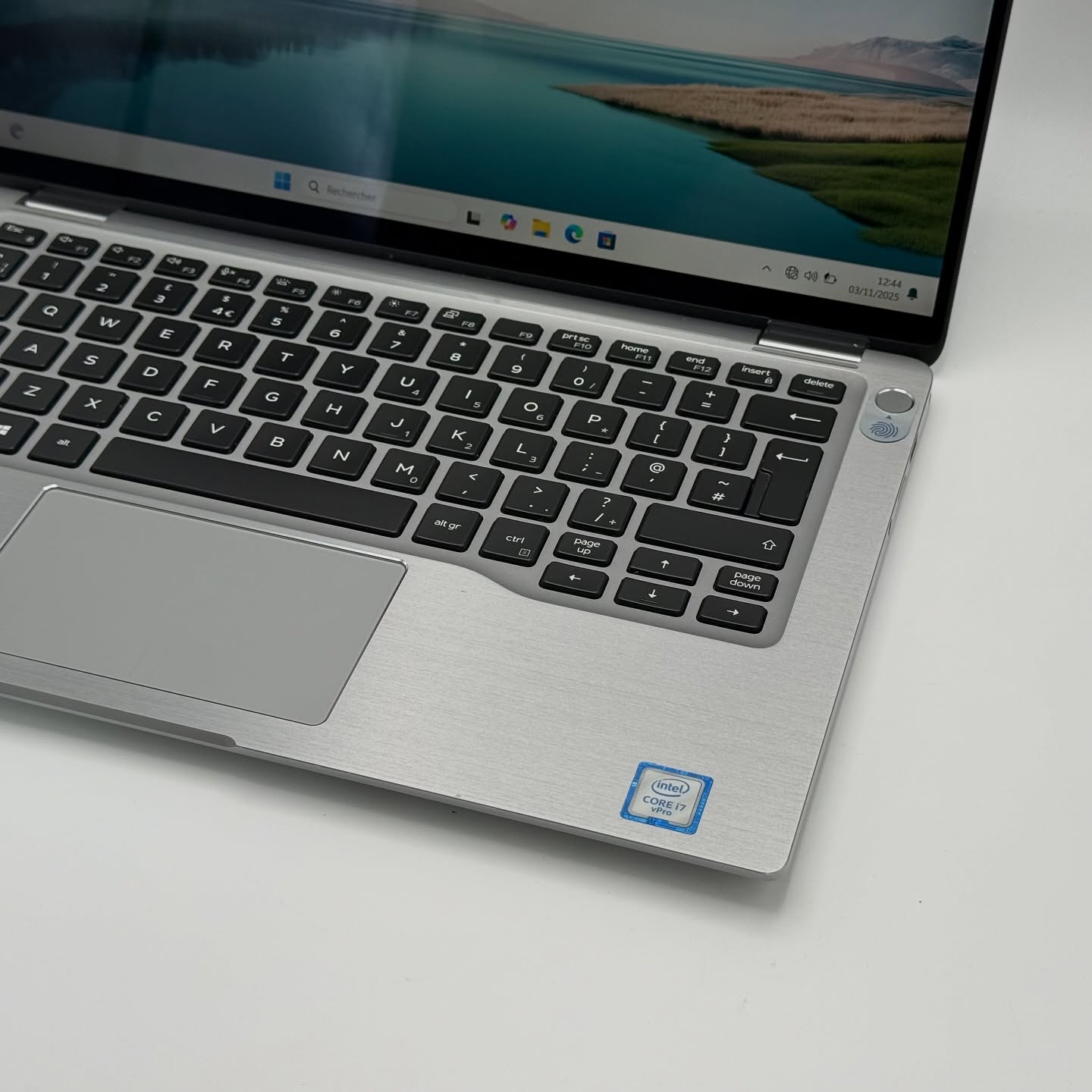 DELL LATITUDE 7400 2in1 X360 / I7-8EME / 16GO / 512SSD / 14” FHD TACTILE – Image 9