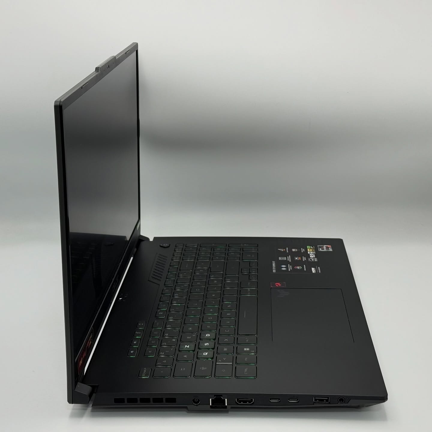 ASUS TUF A17 / RYZEN 7 7735Hs / NVIDIA RTX 4060 8Go / 32Go DDR5 / 1To SSD / 17.3” FHD – Image 7