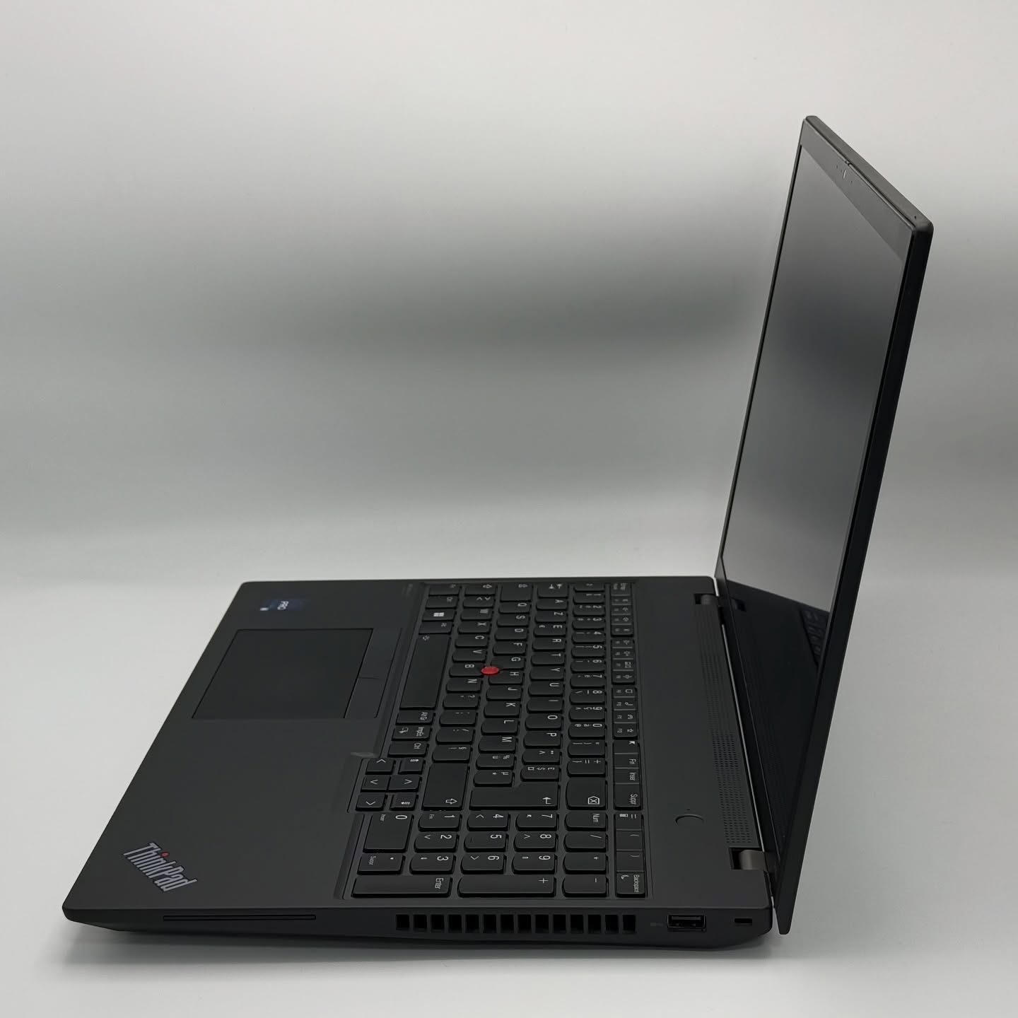 LENOVO THINKPAD P16s / 12th I5-1250P / NVIDIA T550 4Go / 16Go DDR4 / 512SSD / 16” FHD+ – Image 3