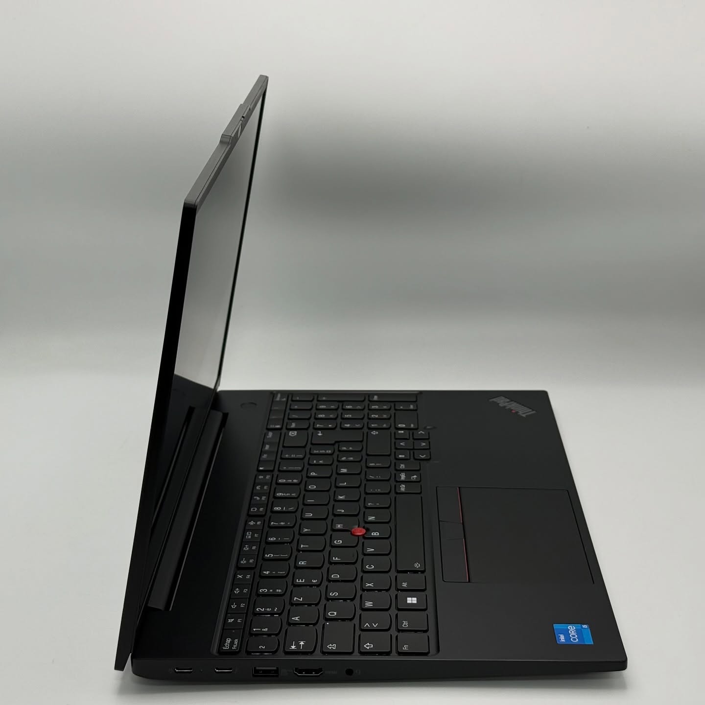 LENOVO THINKPAD E16 / 13th I5-1335U / 40Go DDR4 / 256Go SSD / 16 » FHD+ WUXGA – Image 7