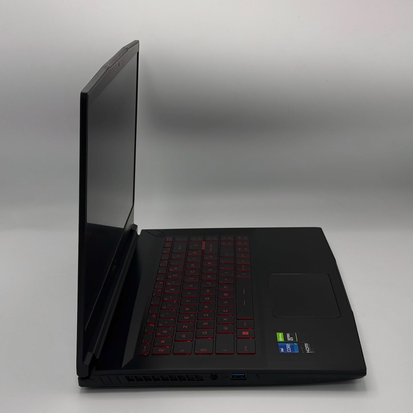 MSI GF63 THIN 10SC / 11th I7-11800H/ 16GO DDR4 / 512SSD / GTX 1650 / 15.6 » FHD – Image 7