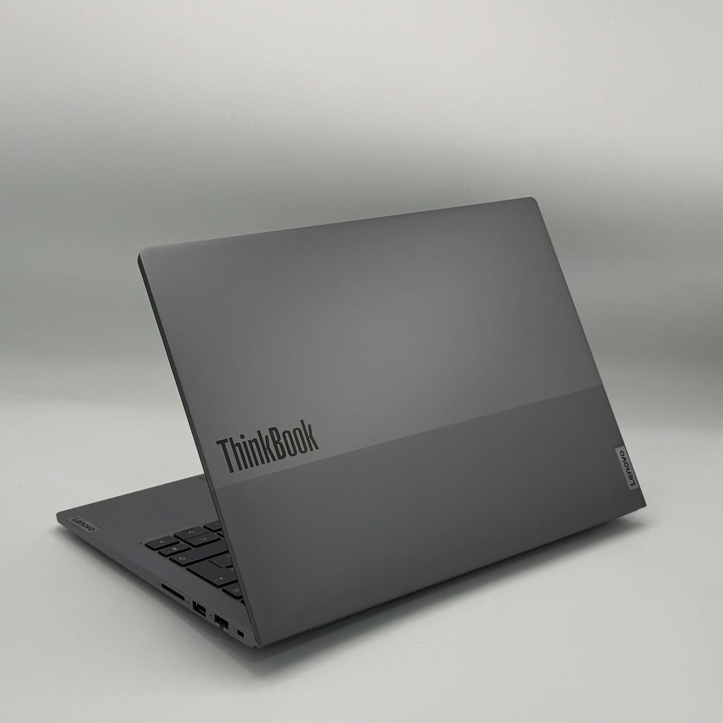 LENOVO THINKBOOK 14 G7 / RYZEN 7 7735Hs / 32Go DDR5 / 512SSD / AMD RADEON 680M / 14” FHD+ – Image 4