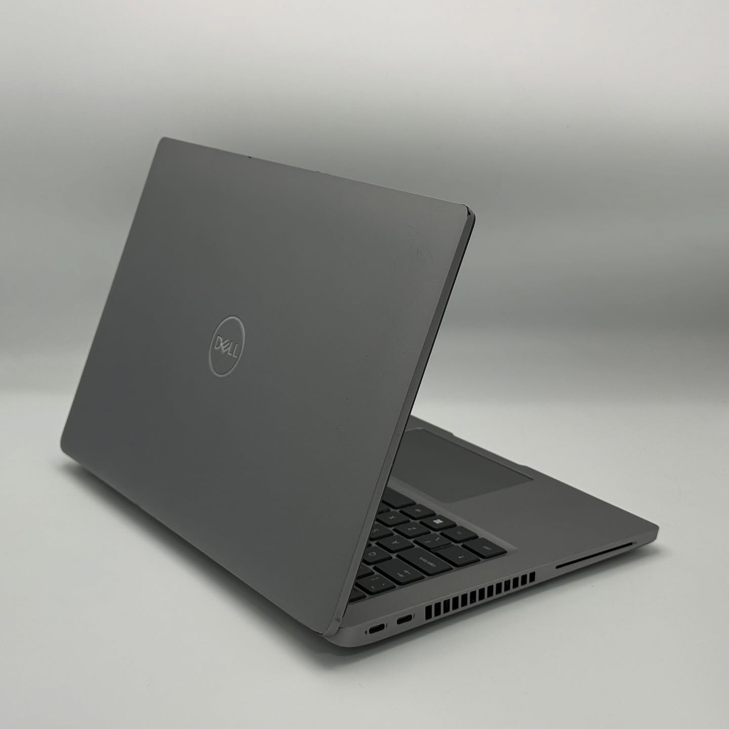 DELL LATITUDE 5430 / 12th i5-1245U / 8Go DDR4 / 256Go SSD / 14 » FHD – Image 6