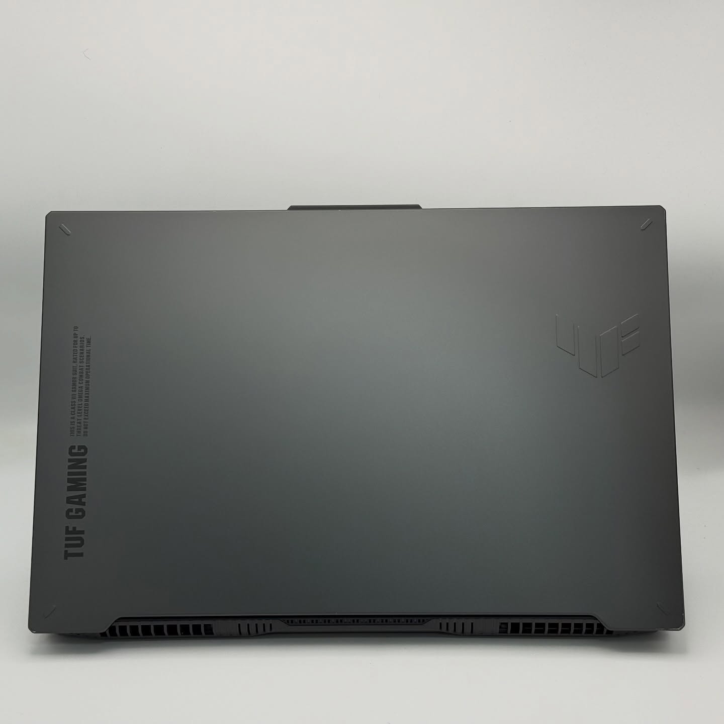 ASUS TUF A17 / RYZEN 7 7735Hs / NVIDIA RTX 4060 8Go / 32Go DDR5 / 1To SSD / 17.3” FHD – Image 5