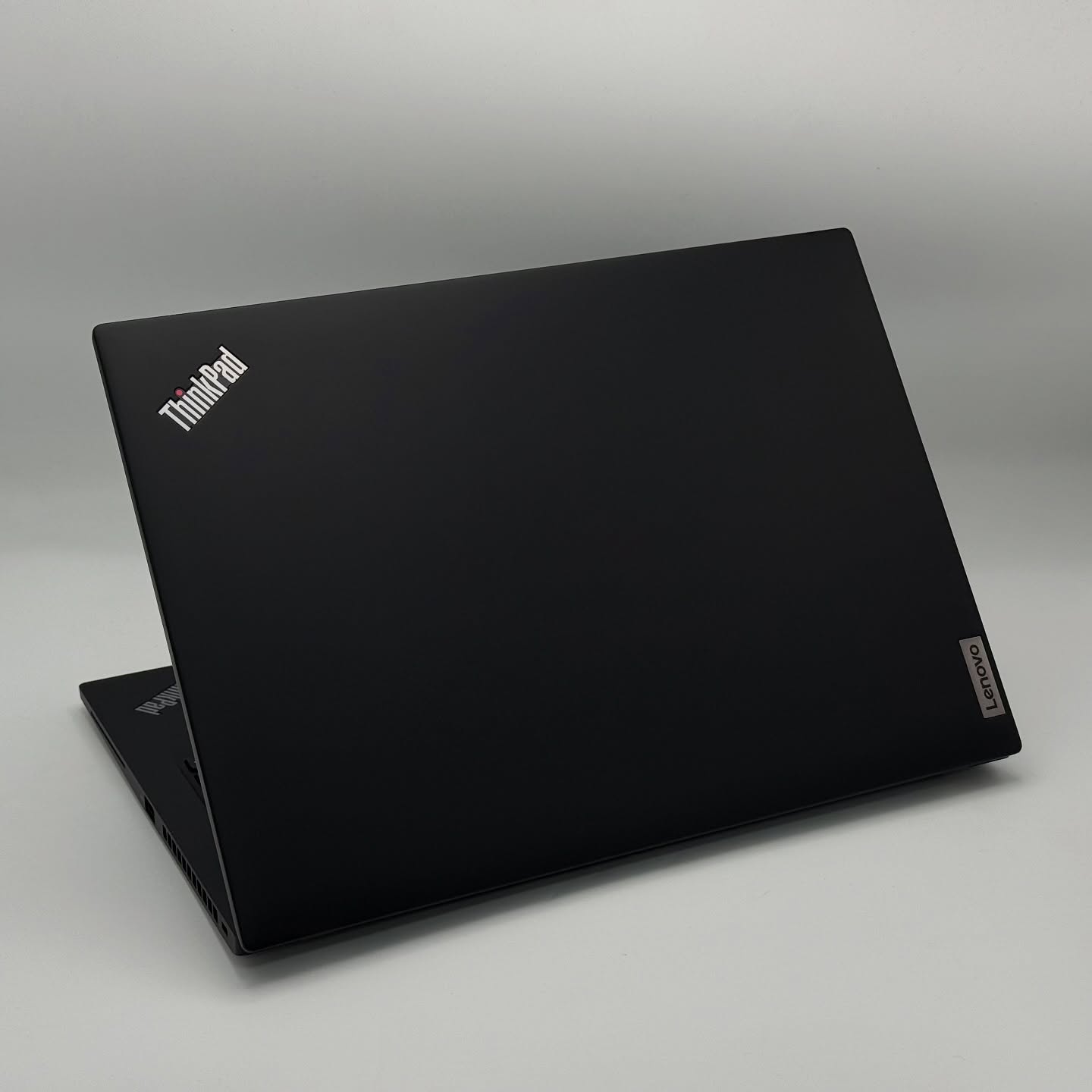 LENOVO THINKPAD T14s / 13th I7-1335U / 16GO DDR5 / 512Go / 14 » FHD+ – Image 4