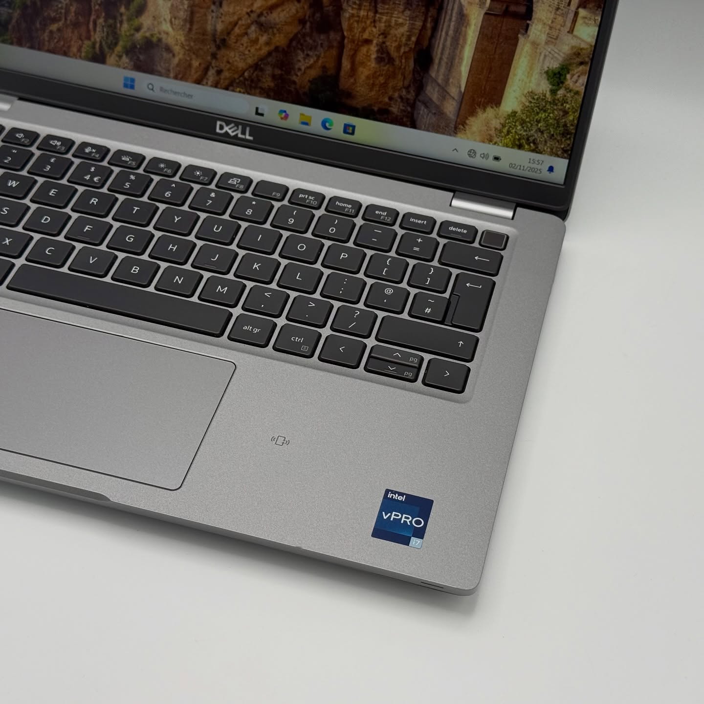 DELL LATITUDE 5430 Tactile / 12th I7-1265U /32Go DDR4 / 512SSD / 14“ FHD Tactile – Image 9