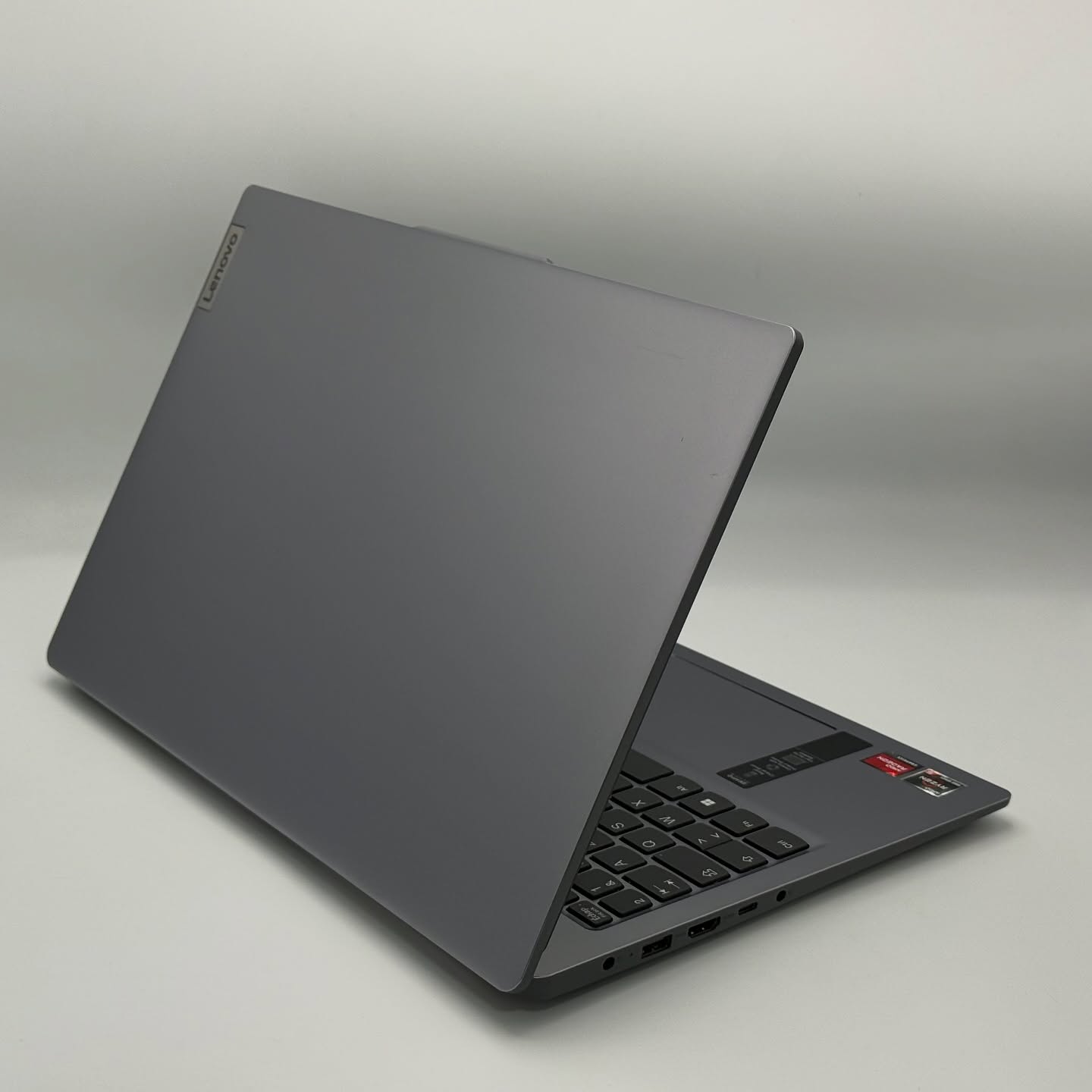 LENOVO IDEAPAD SLIM 3 / RYZEN 5 5625U / 16Go DDR4 / 512SSD / 15.6” FHD – Image 6