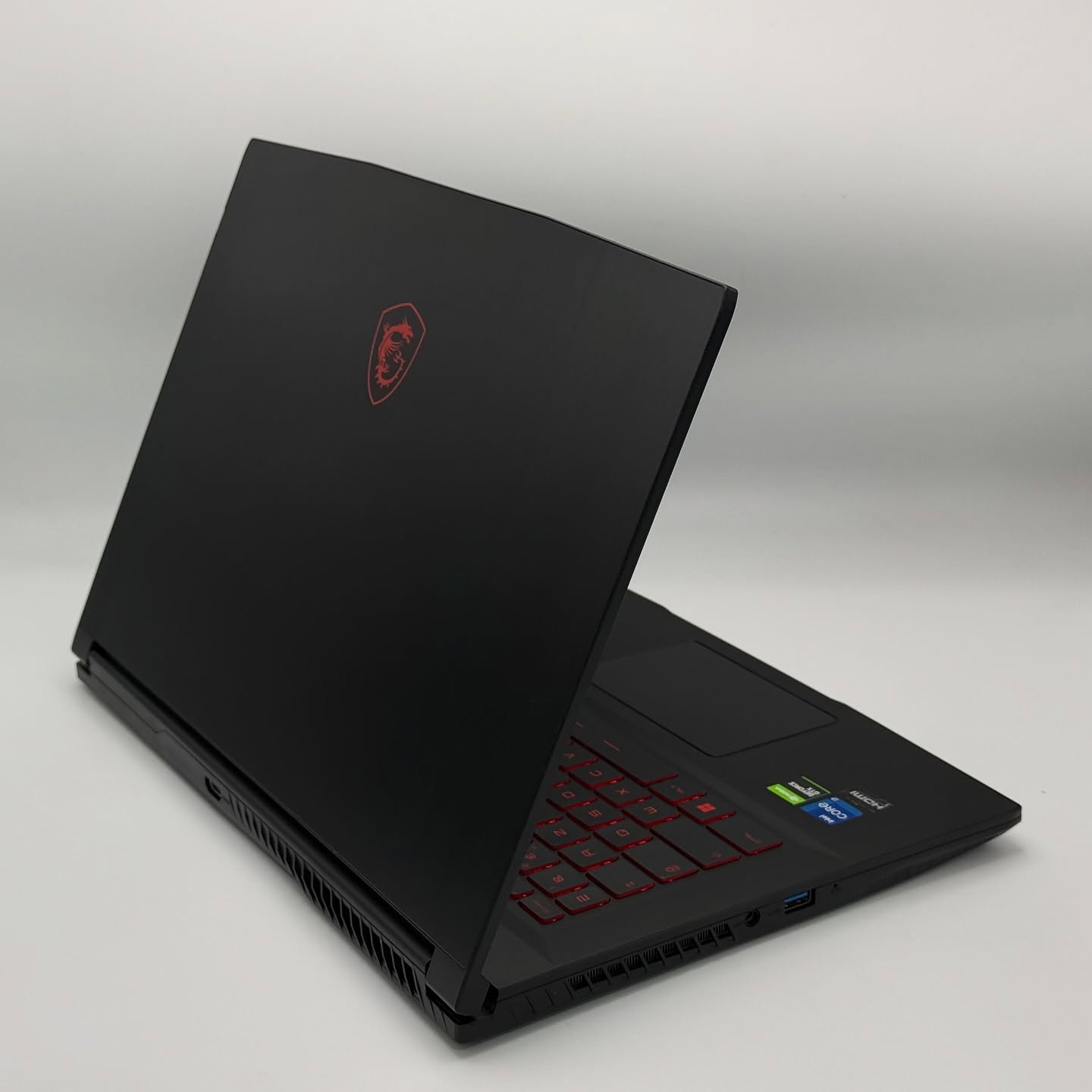 MSI GF63 THIN 10SC / 11th I7-11800H/ 16GO DDR4 / 512SSD / GTX 1650 / 15.6 » FHD – Image 6