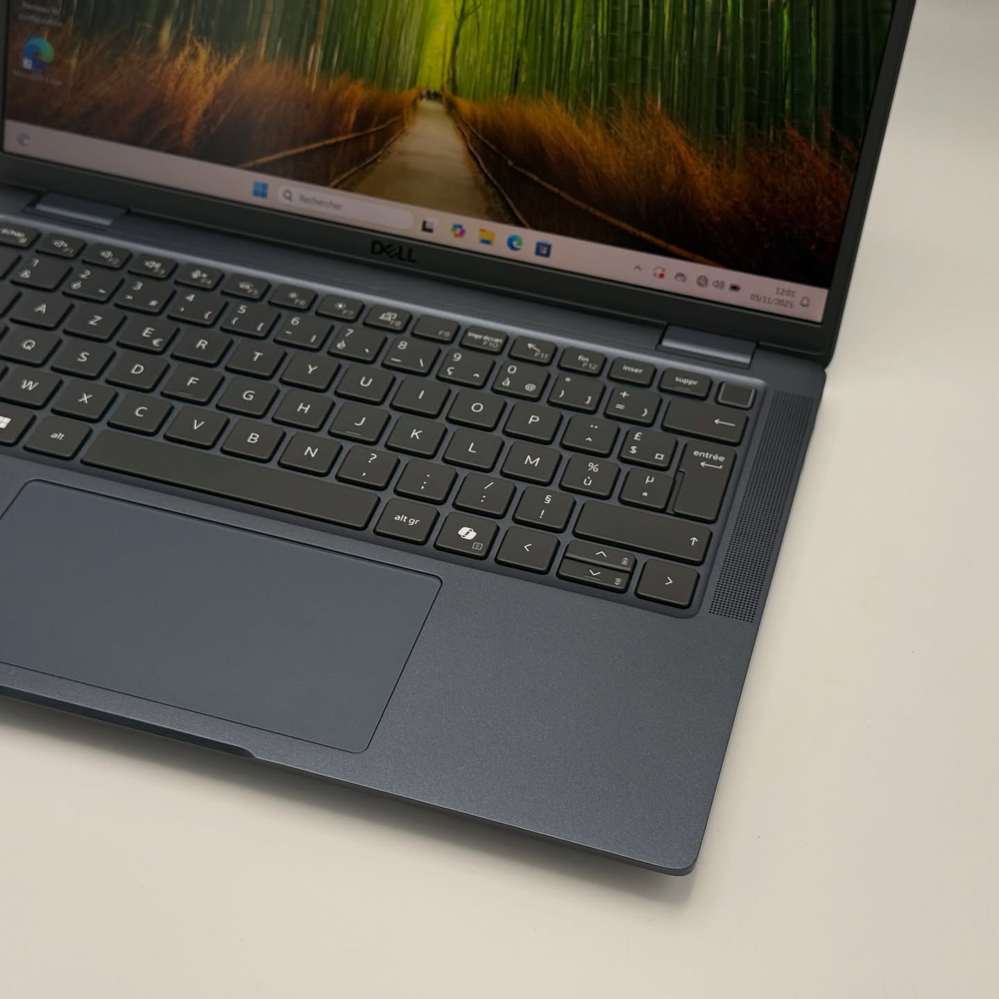 DELL LATITUDE 7350 / ULTRA 7 165U / 32Go DDR5 / 512SSD / 13,3“ FHD+ – Image 9