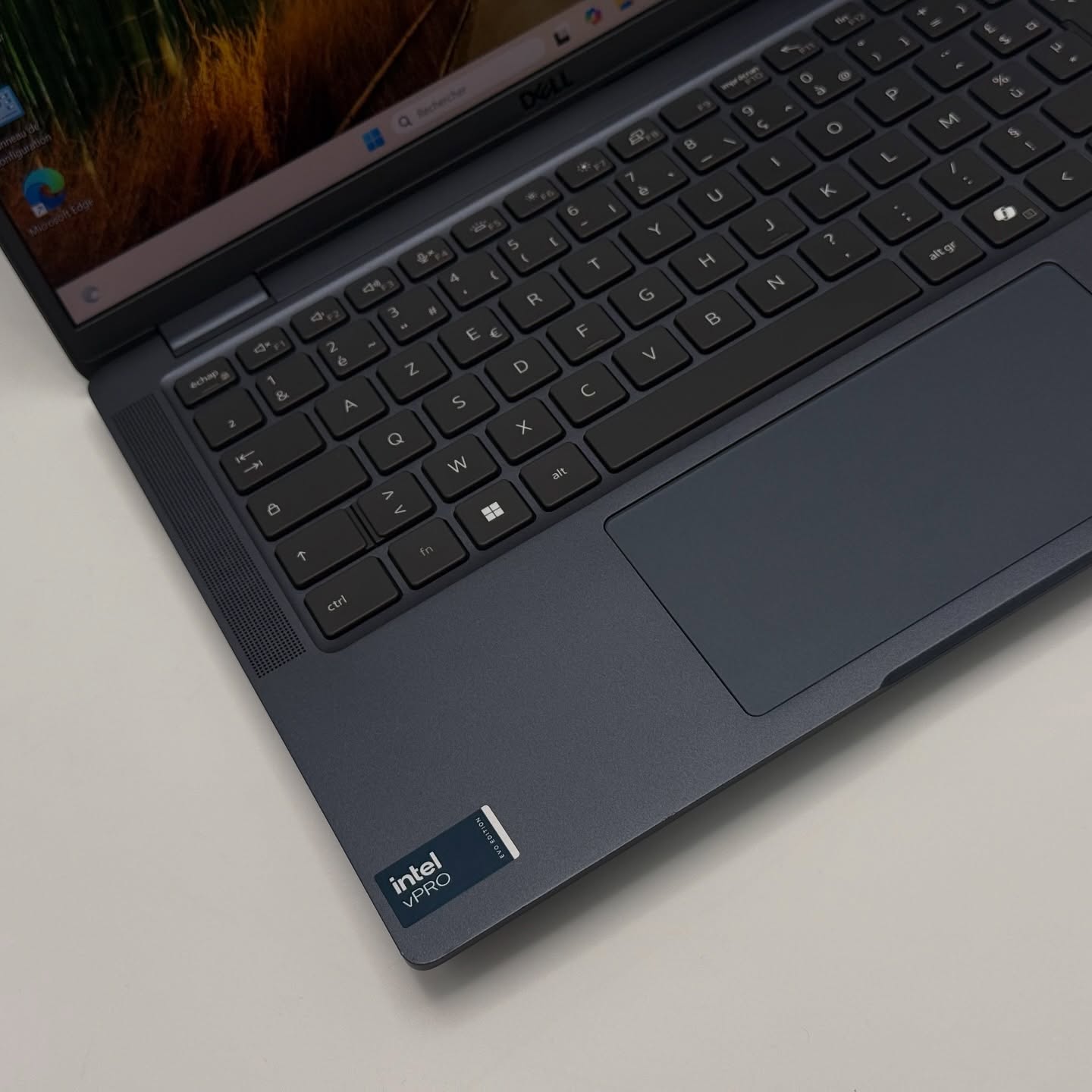 DELL LATITUDE 7350 / ULTRA 7 165U / 32Go DDR5 / 512SSD / 13,3“ FHD+ – Image 8