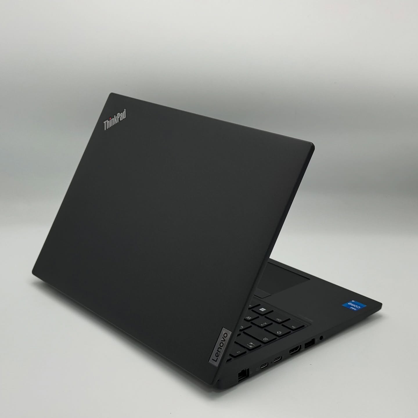 LENOVO THINKPAD T14 / 13th I5-1335U / 16Go DDR5 / 512SSD / 14” FHD+ – Image 6