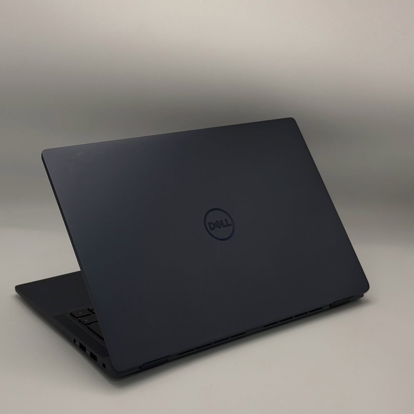 DELL LATITUDE 7450 Tactile / ULTRA 7 155U / 16GO DDR5 / 512SSD / 14 » QHD+ – Image 4
