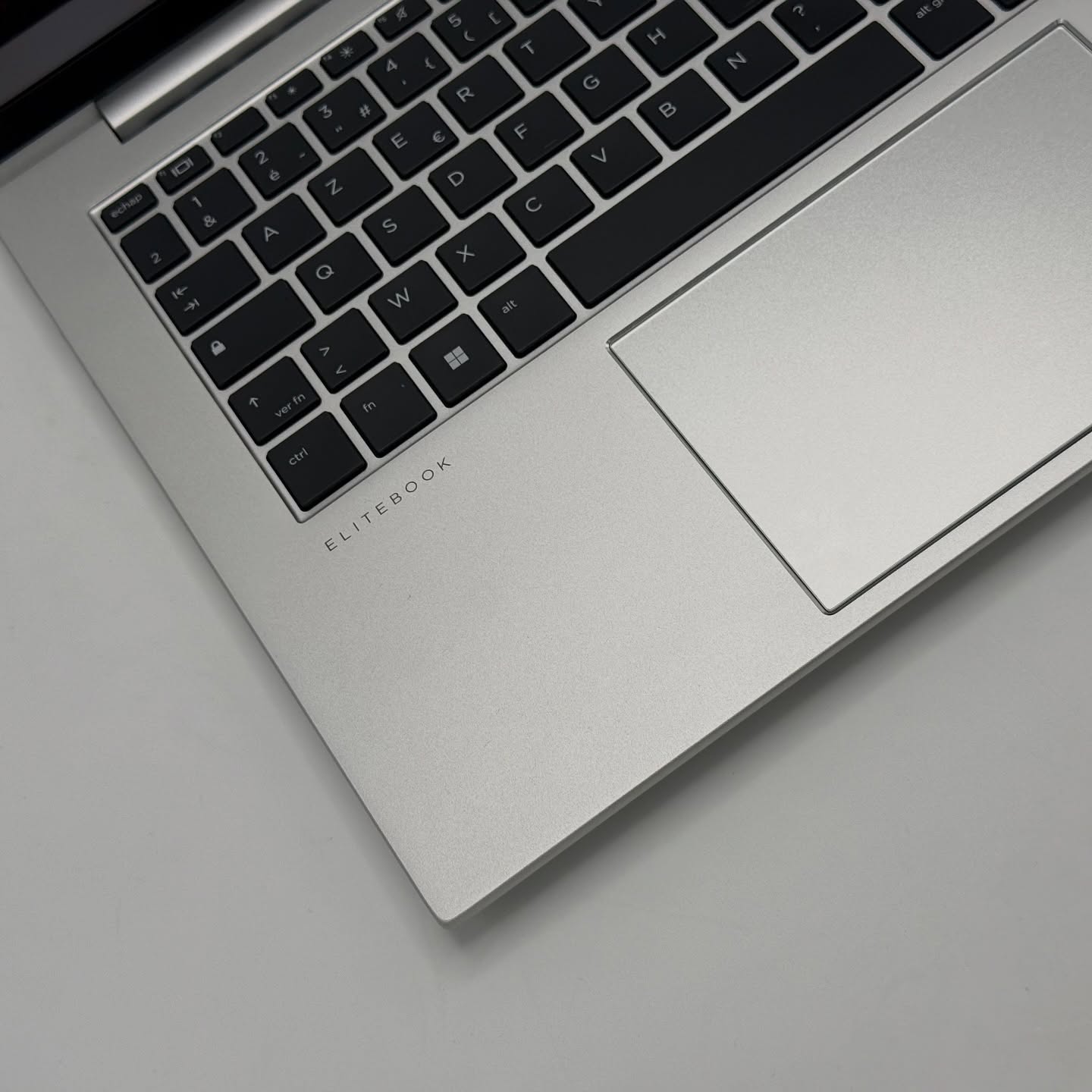 HP ELITEBOOK 845 G9 / RYZEN 5 6650U PRO / 16GO DDR5 / 256Go SSD / 14 » FHD+ – Image 8