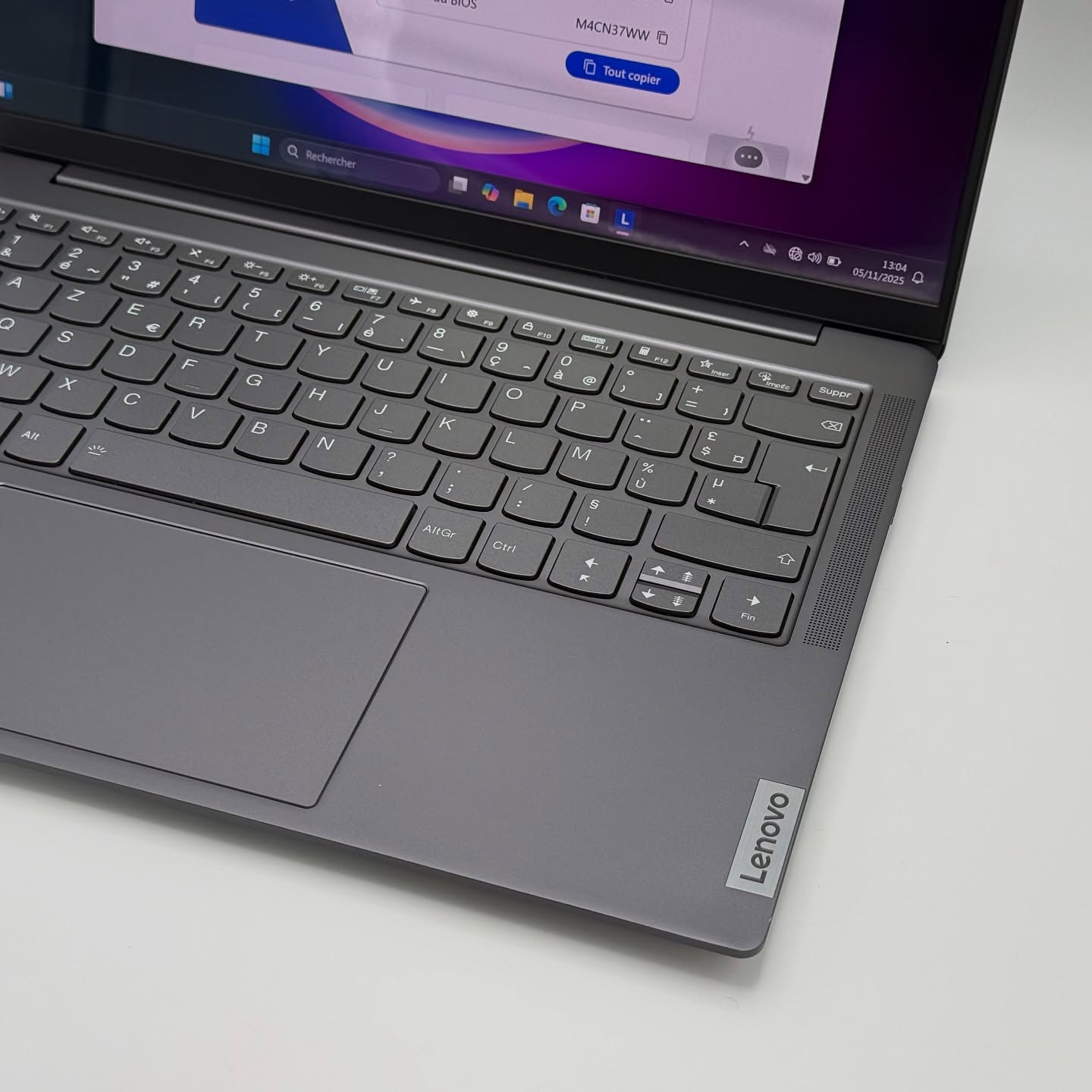 LENOVO SLIM YOGA 6 / RYZEN 7 7840U / 16Go DDR5 / 1To SSD / 14” FHD+ OLED – Image 9