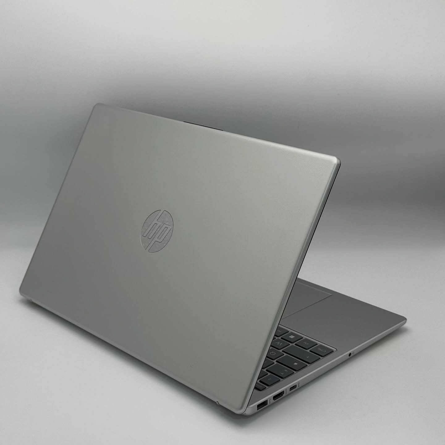 HP LAPTOP 5 / Intel Core 5 120U / 16Go DDR4 / 512SSD / 15.6” FHD – Image 6