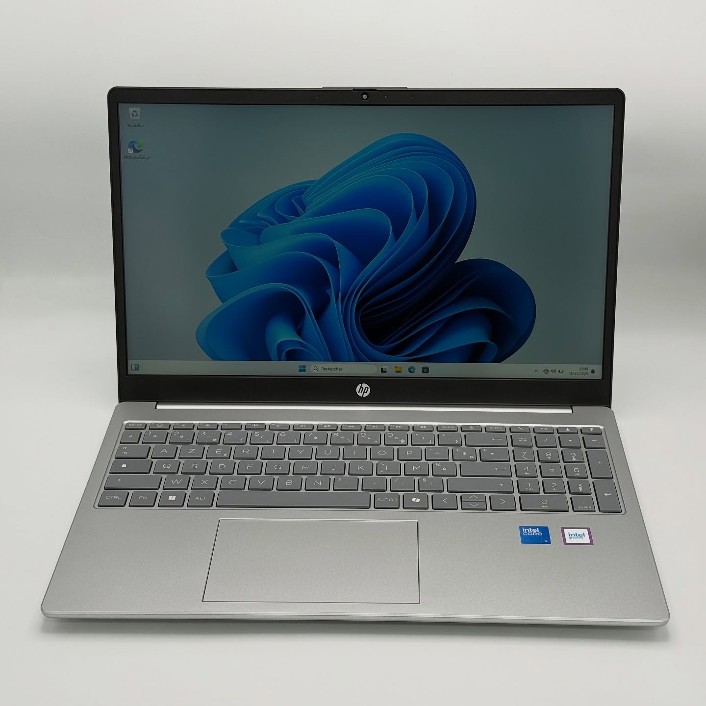 HP LAPTOP 5 / Intel Core 5 120U / 16Go DDR4 / 512SSD / 15.6” FHD