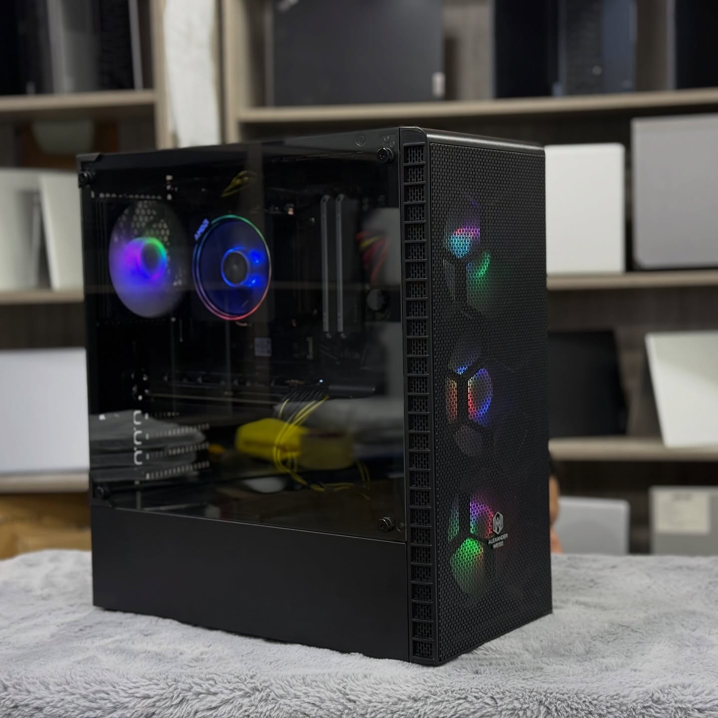 UNITE Gaming / AMD RYZEN 7 5700x / 16Go DDR4 / AMD RX 5700xt 8Go / 512Go SSD NVMe – Image 2