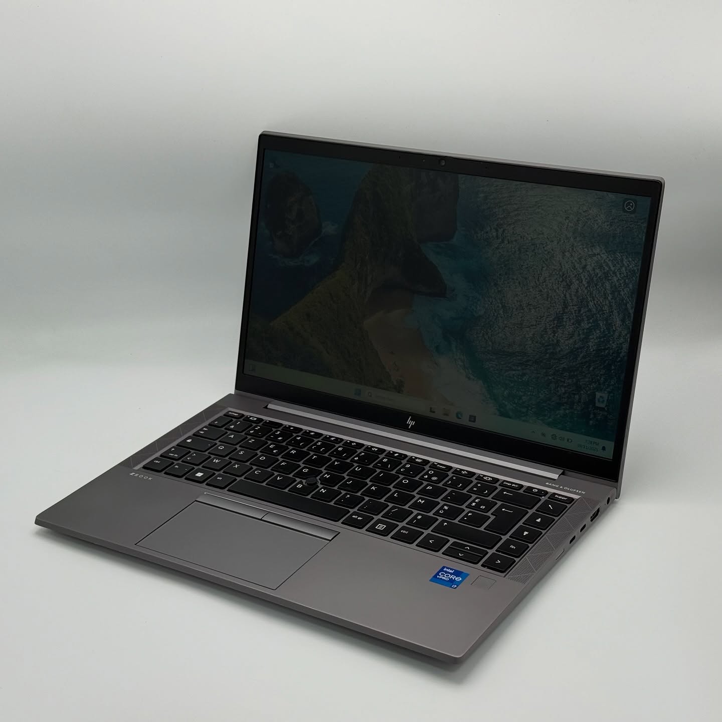 HP ZBOOK FIireFly G8 / 11th I7-1185G7 / 16Go DDR4 / 256Go SSD / 14” FHD – Image 2