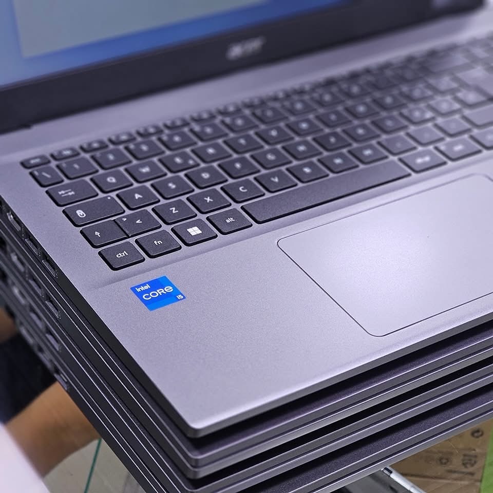 ACER EXTENSA 15 / 12th I5-1235U / 8GO RAM / 512SSD / 15.6” FHD – Image 4