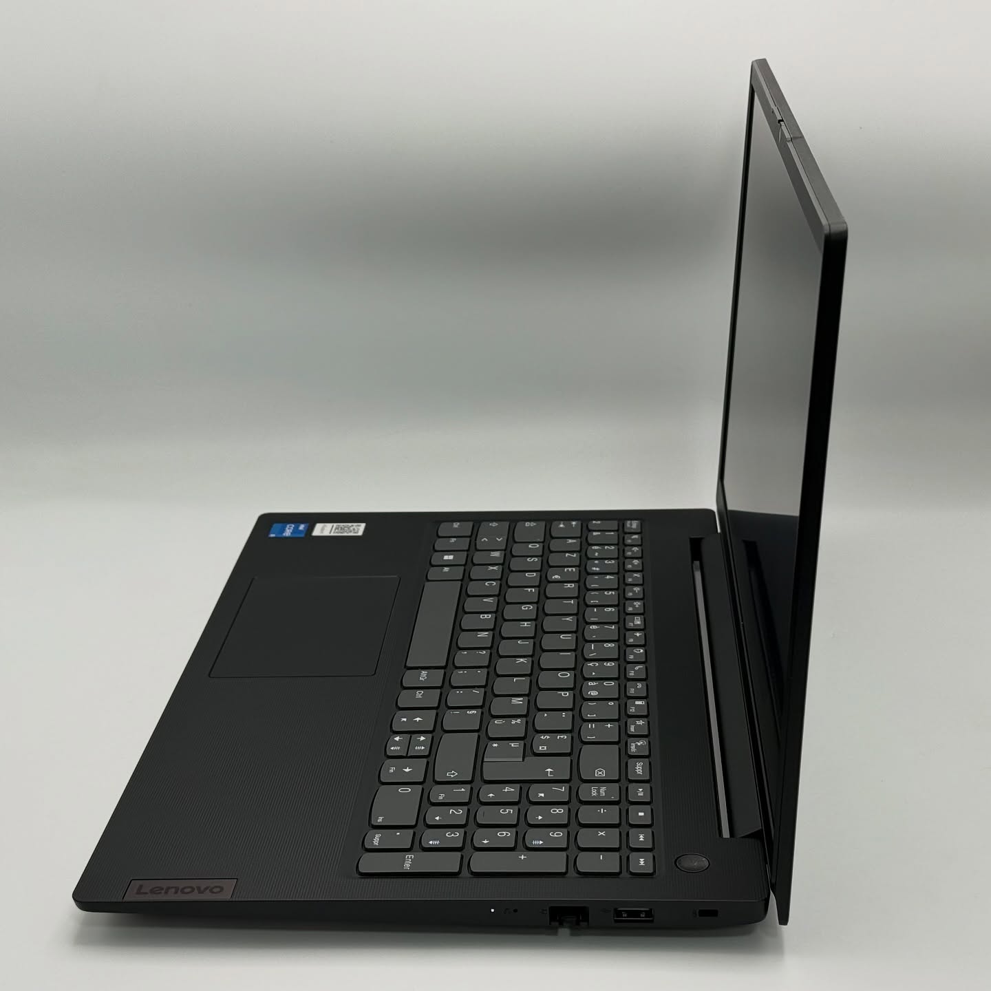 LENOVO V15 G4 / 13th I5-13420H / 8Go DDR4 / 256SSD / 15.6” FHD – Image 3