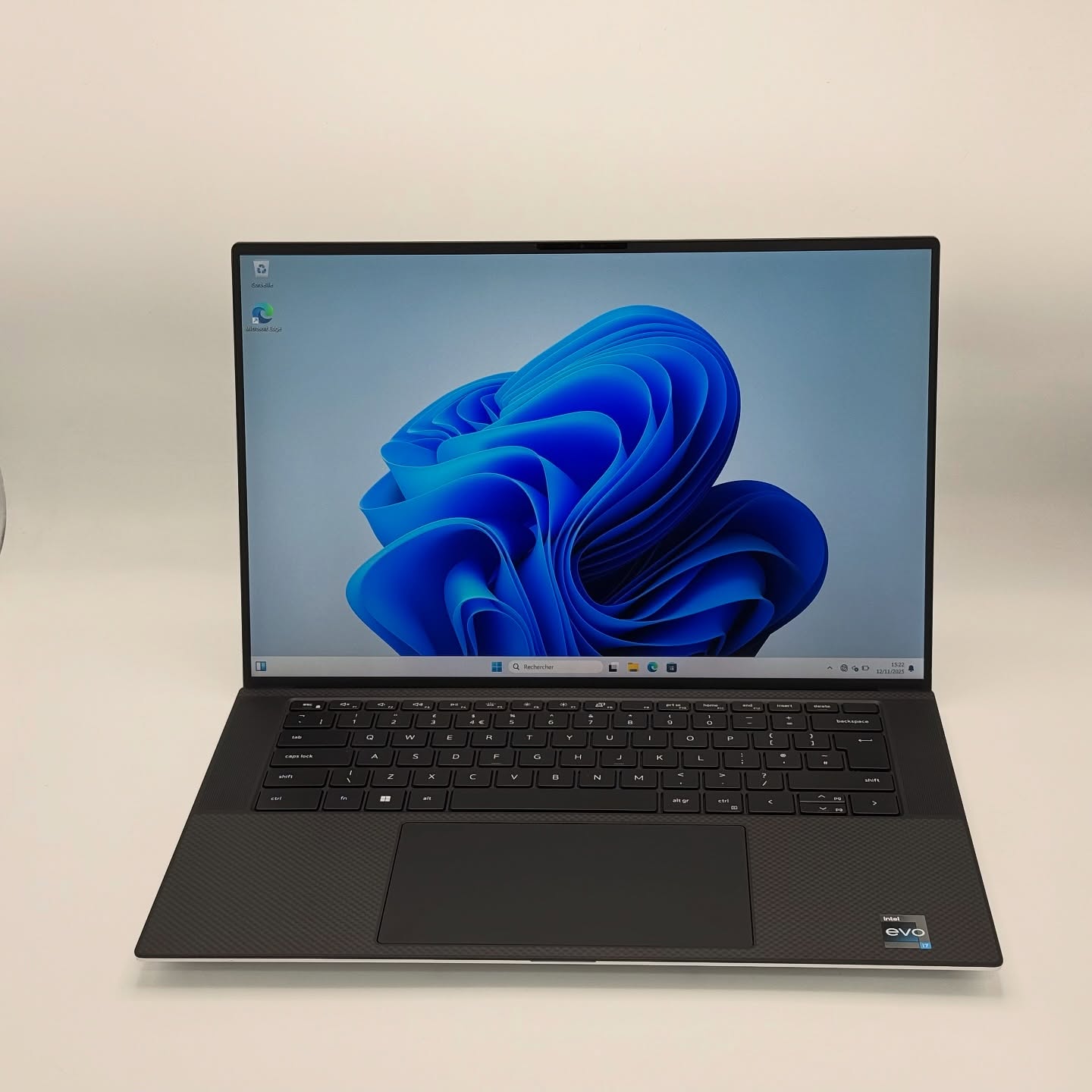 DELL XPS 15 9530 / 13th I7-13700H / 16 DDR5 / 512Go SSD / NVIDIA RTX 4050 6Go / 15” FHD+
