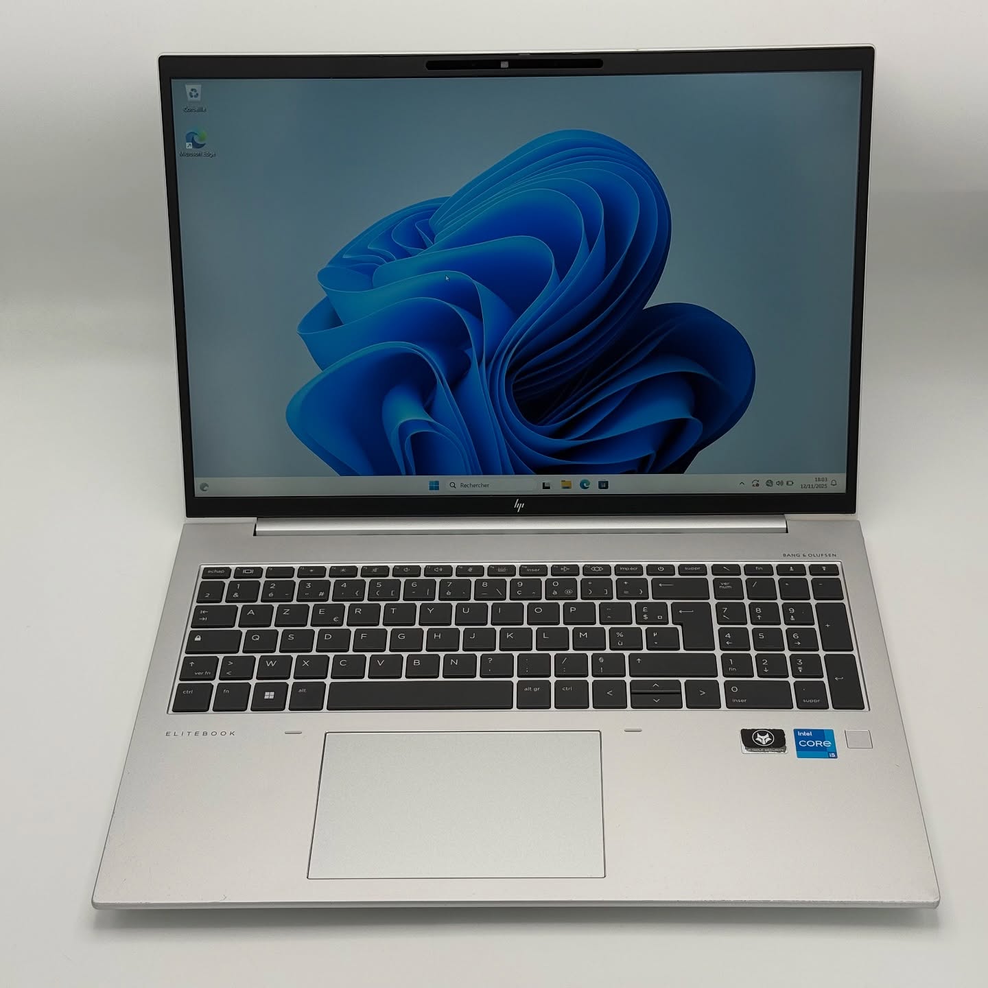 HP ELITEBOOK 860 G9 / 12th I5-1235U / 8Go DDR5 / 256SSD / 16” FHD+