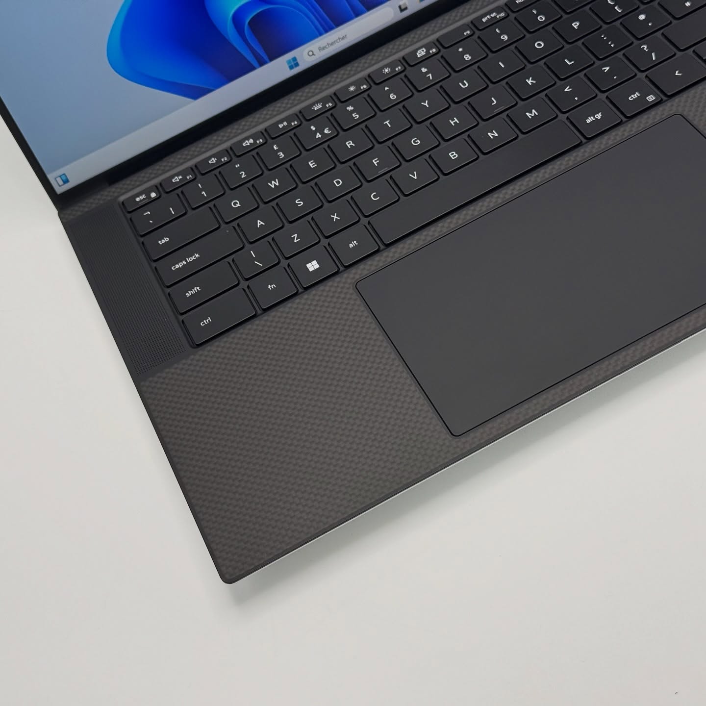 DELL XPS 15 9530 / 13th I7-13700H / 16 DDR5 / 512Go SSD / NVIDIA RTX 4050 6Go / 15” FHD+ – Image 8