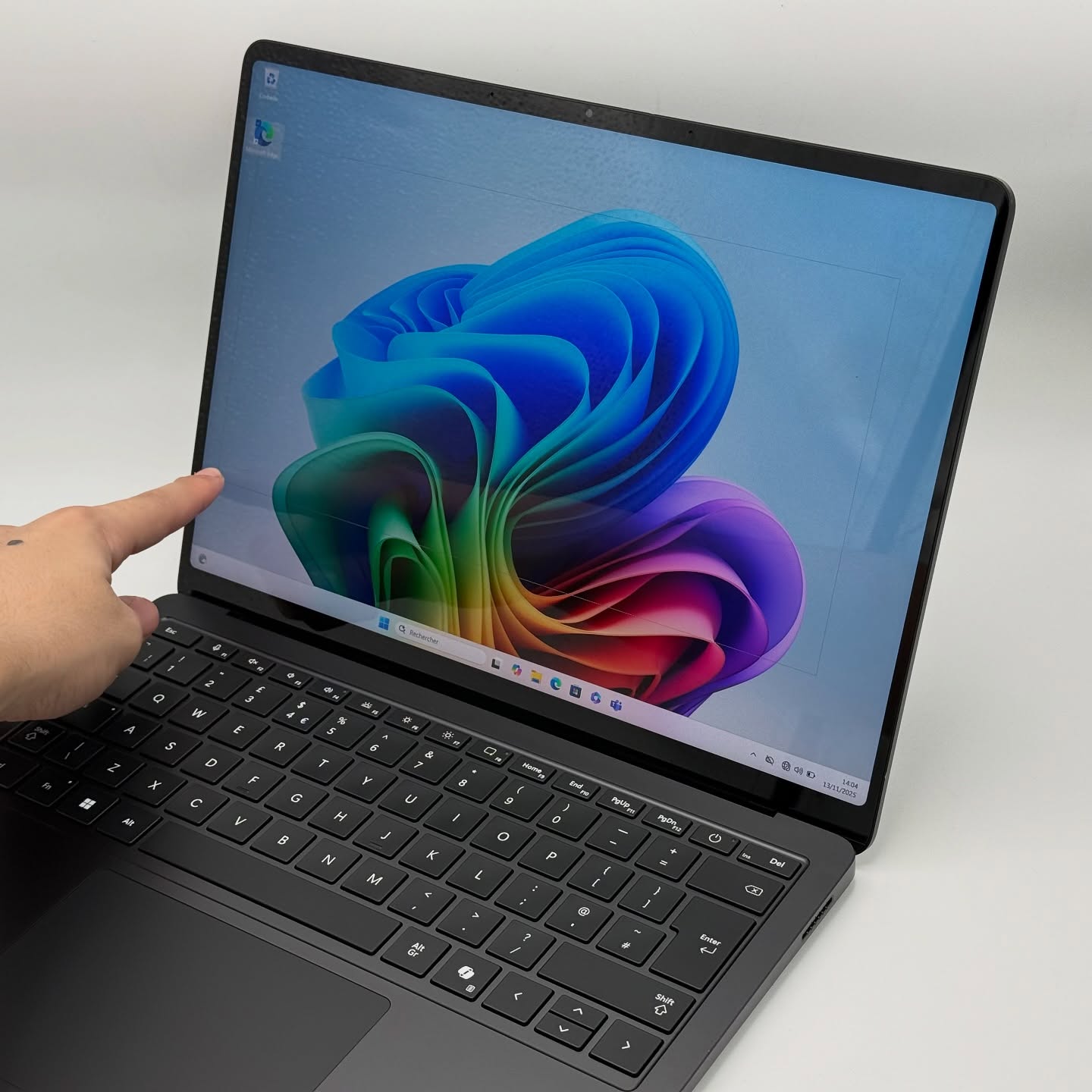 MICROSOFT SURFACE LAPTOP 7 / SnapDragon X 12Core / 16Go DDR5X / 512Go SSD / 13.4” QHD HDR Tactile – Image 3